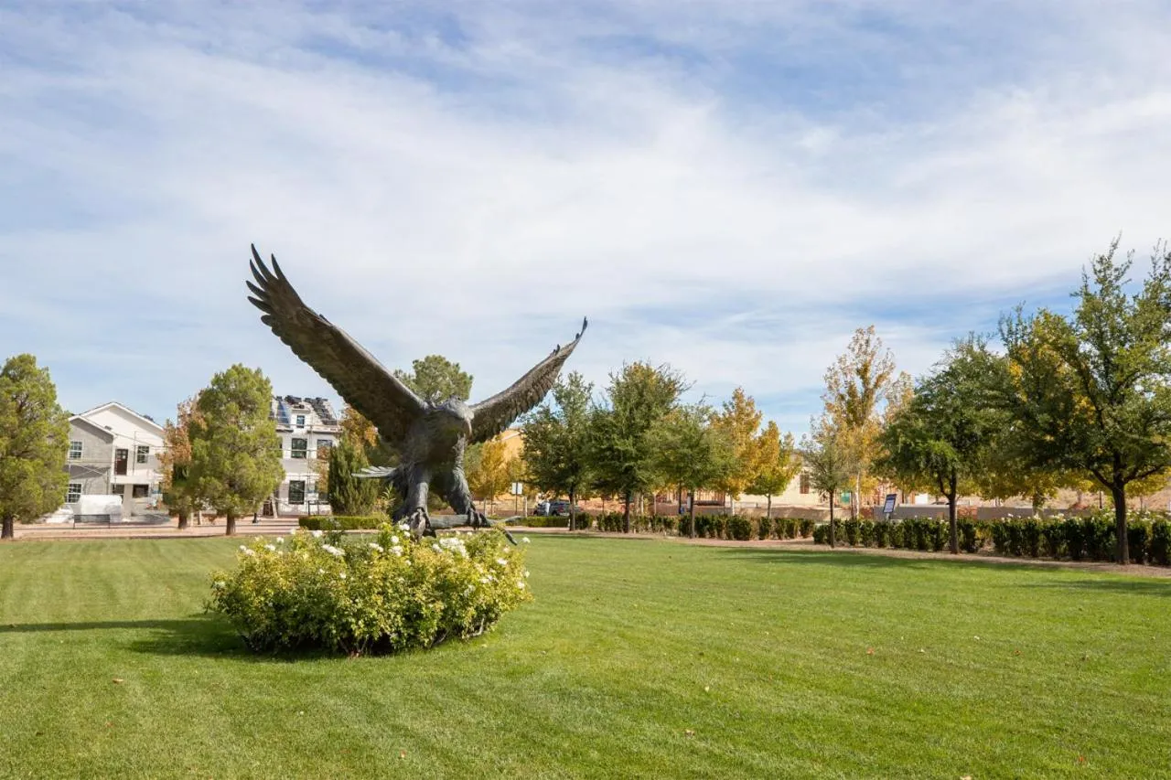 Paramount Luxury Villa with Swim Spa Sleeps 39