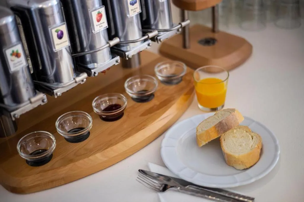 Continental breakfast in Hotel Lumbarda