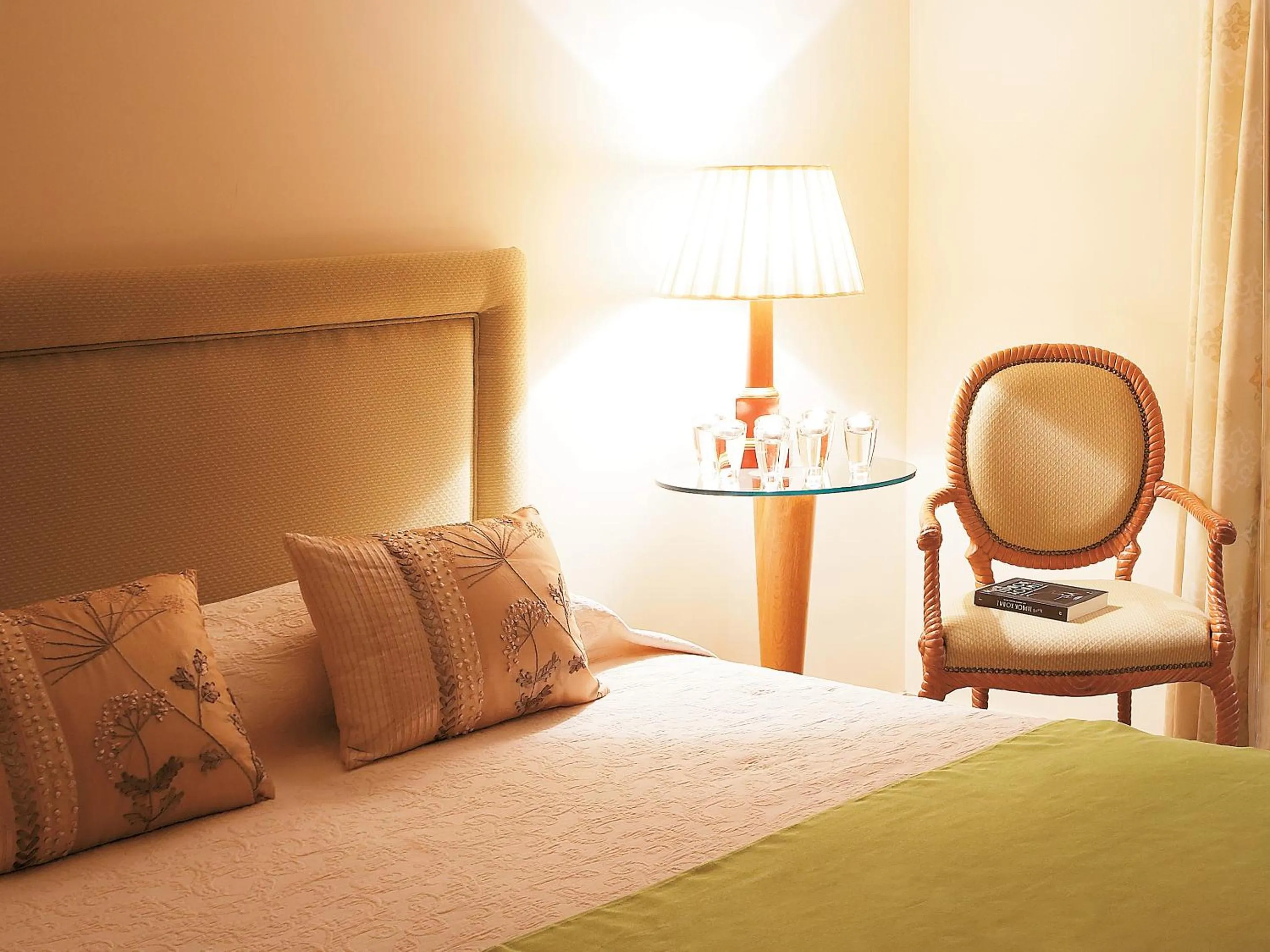 Bed in Grecotel Larissa Imperial