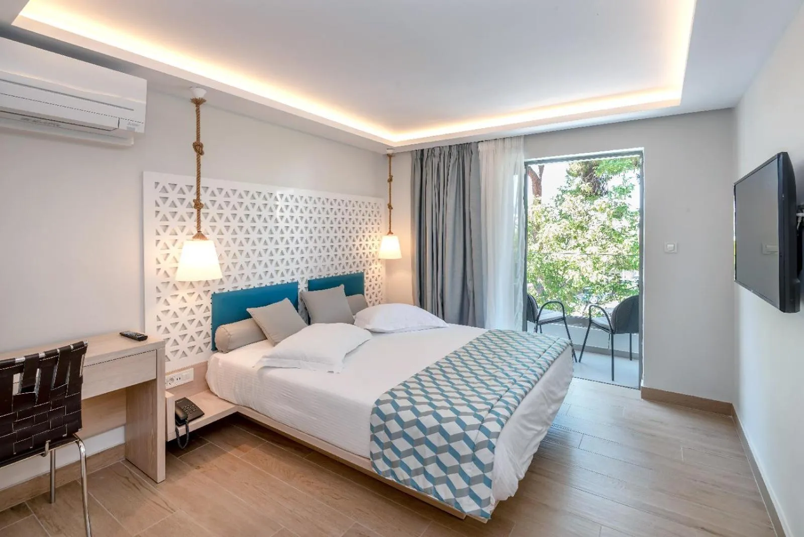 Bed in Triton Boutique Hotel