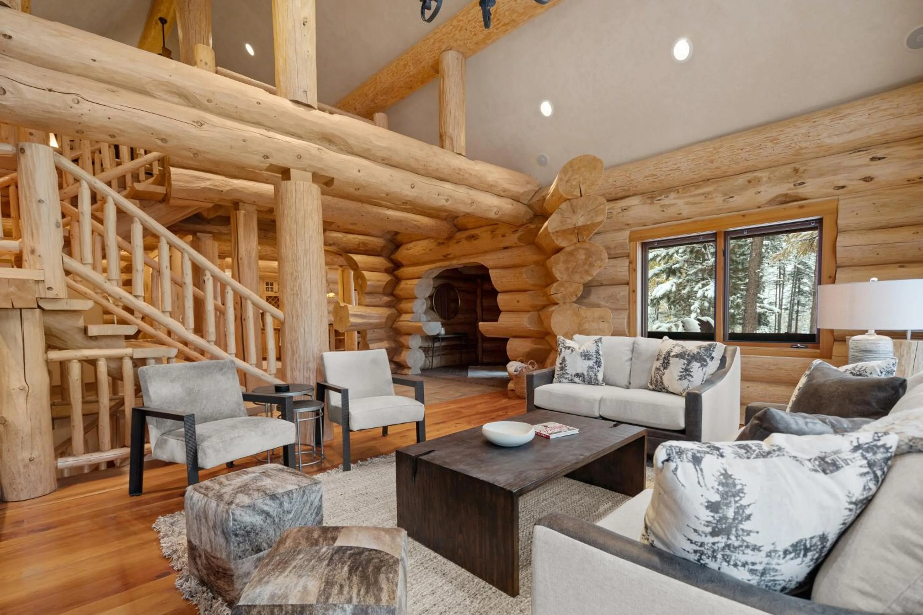 The Grand Alpine Lodge