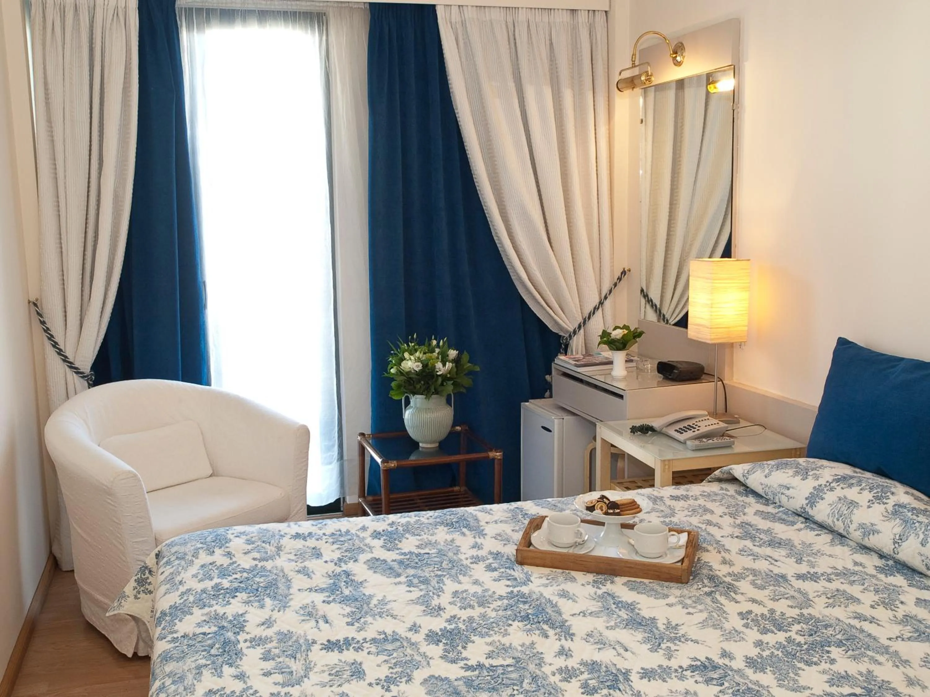 Bed in The Park Hotel Piraeus