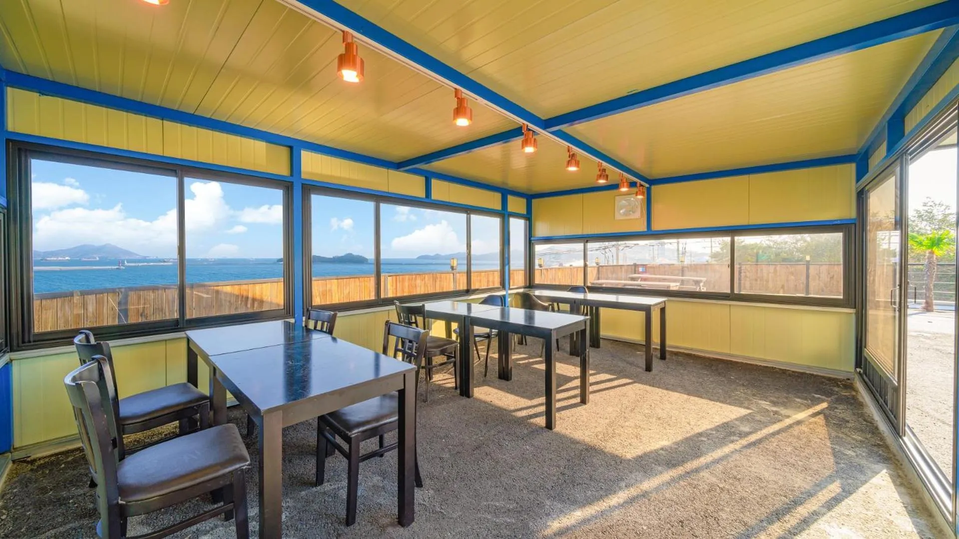 BBQ facilities in Hotel C Resort