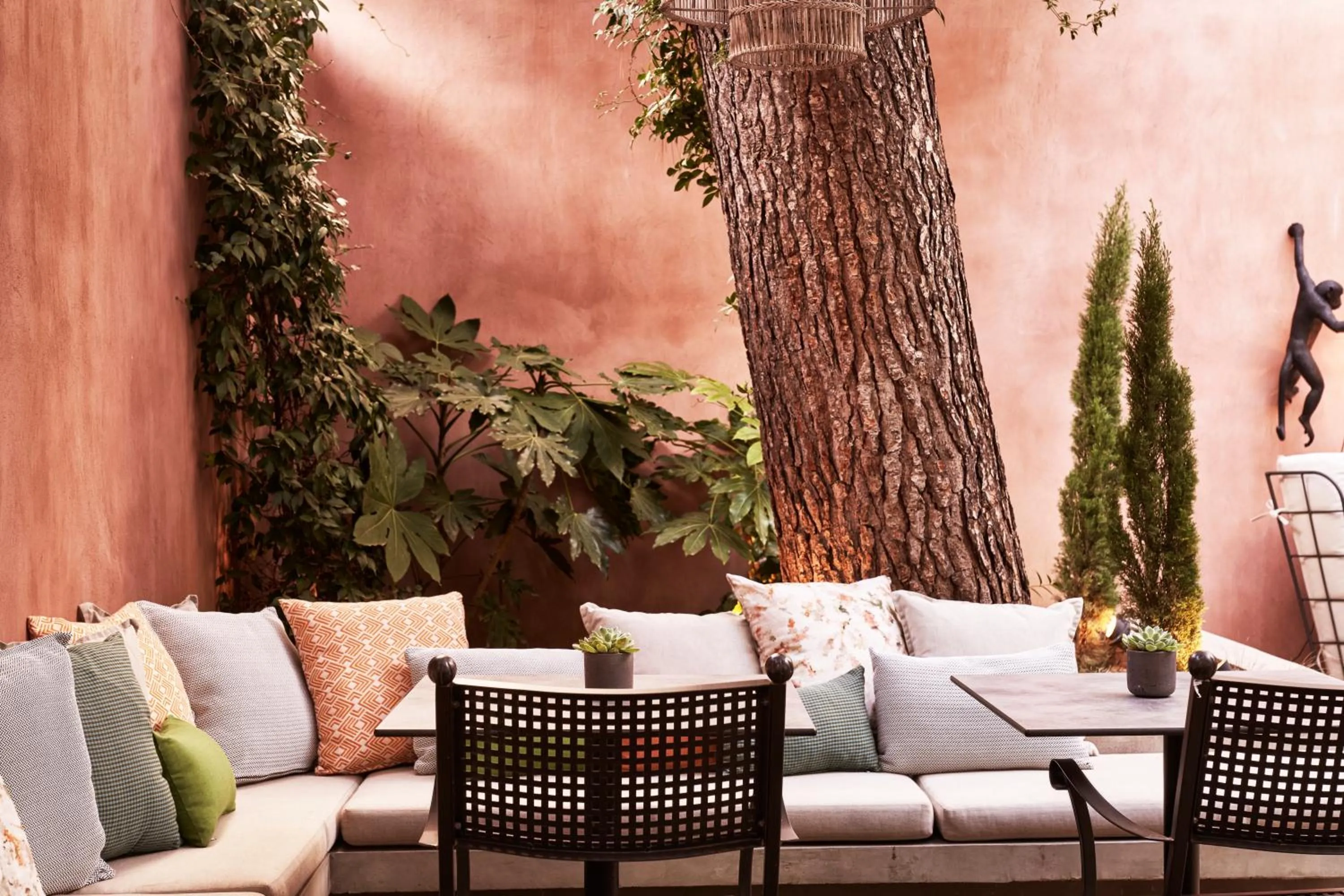 Patio in Sea View Cityscape Hotel