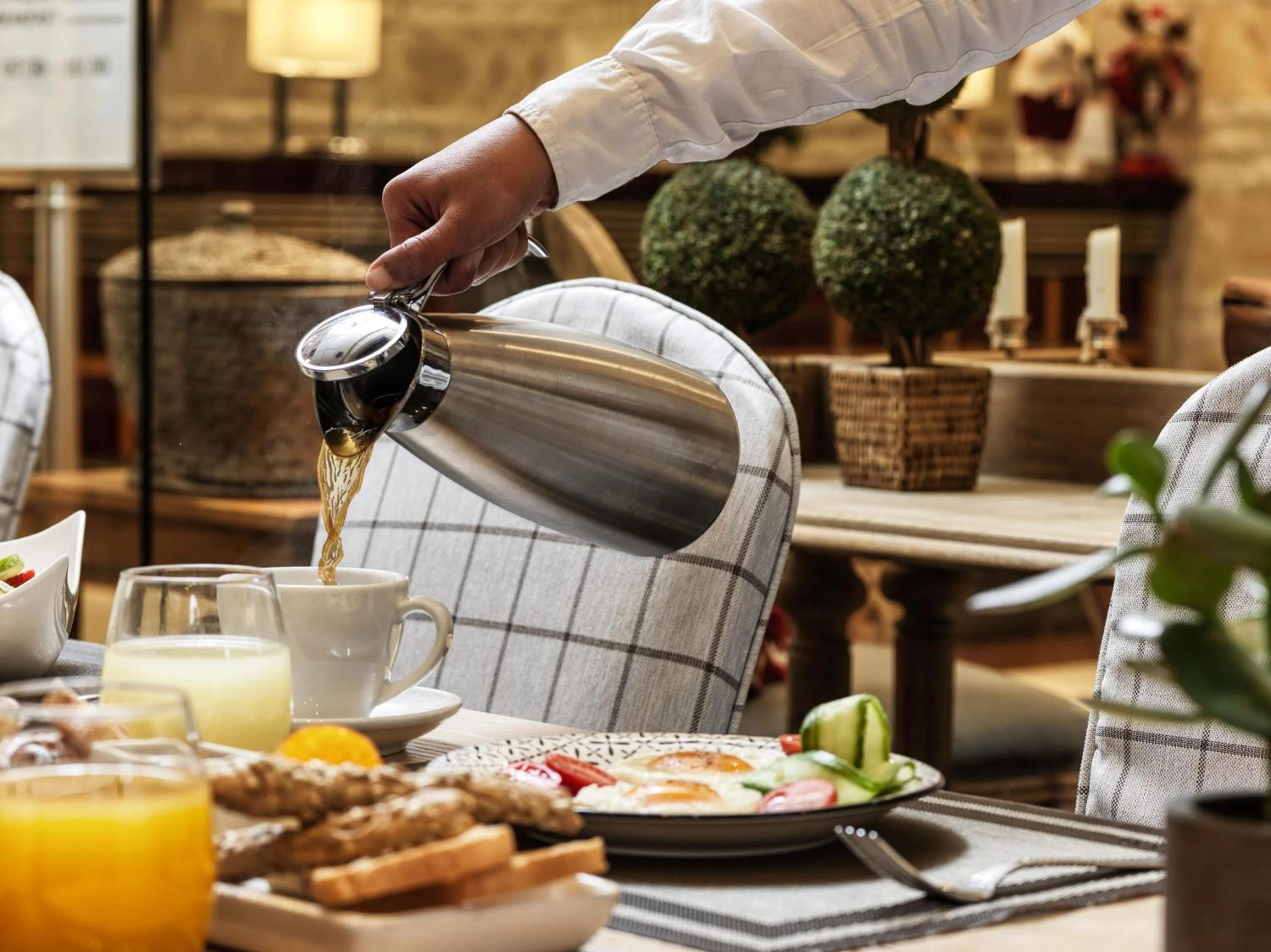Coffee/tea facilities in Sea View Cityscape Hotel