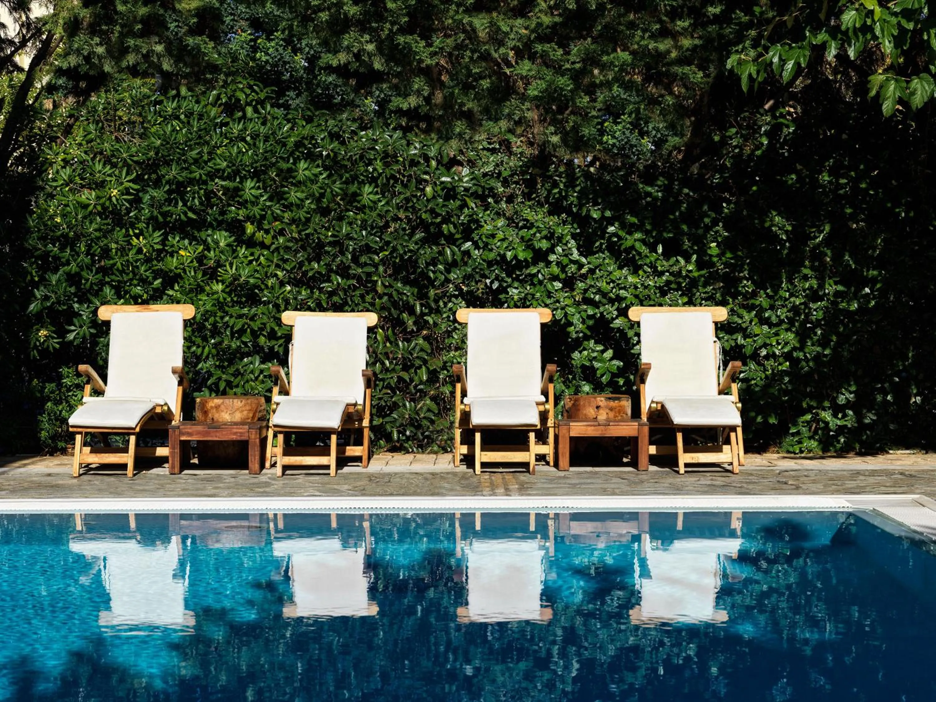 Day in Sea View Cityscape Hotel