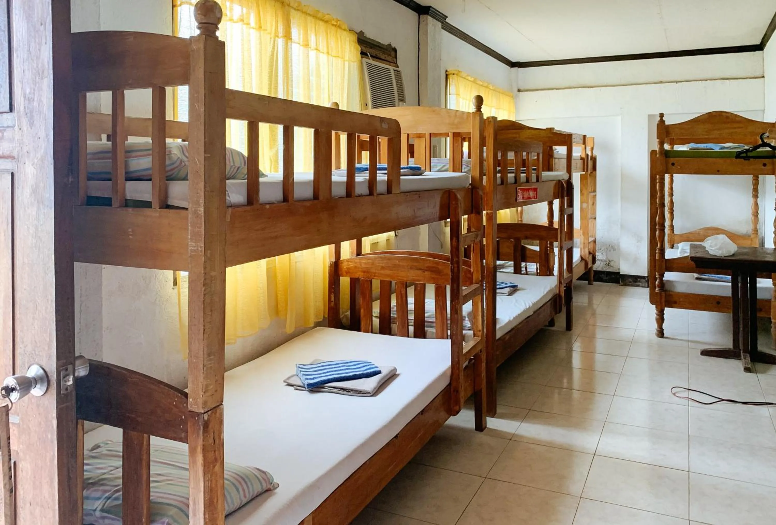 Toilet, Bed in Carmen Veranda Resort