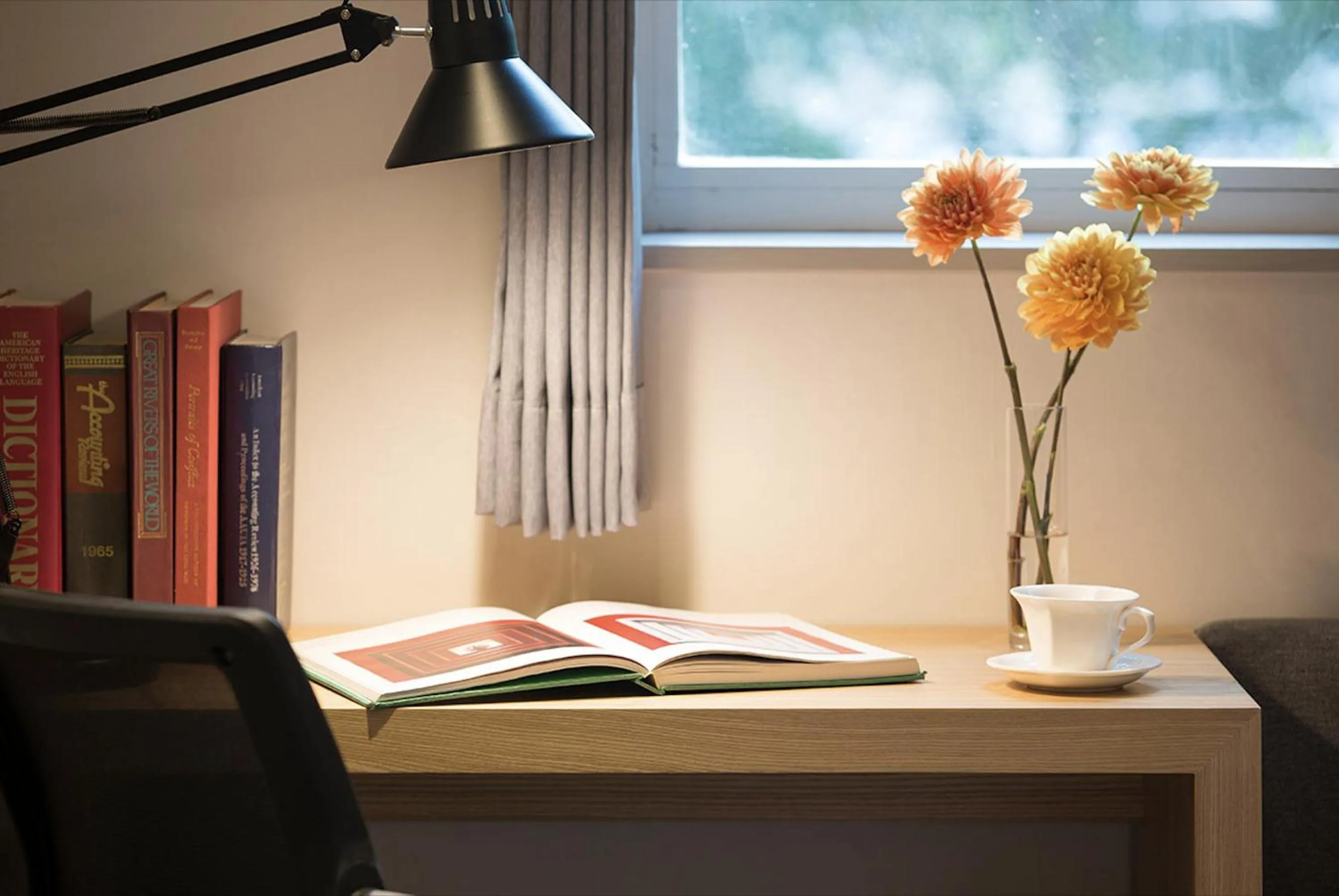 Seating area in Eldis Regent Hotel