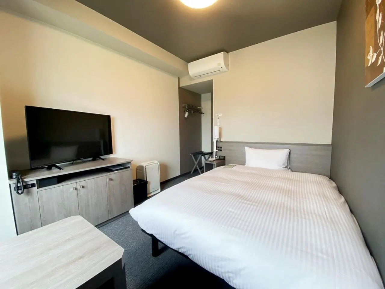 Comfort Single Room - single occupancy - Non-Smoking in Hotel Route Inn Kinokawa