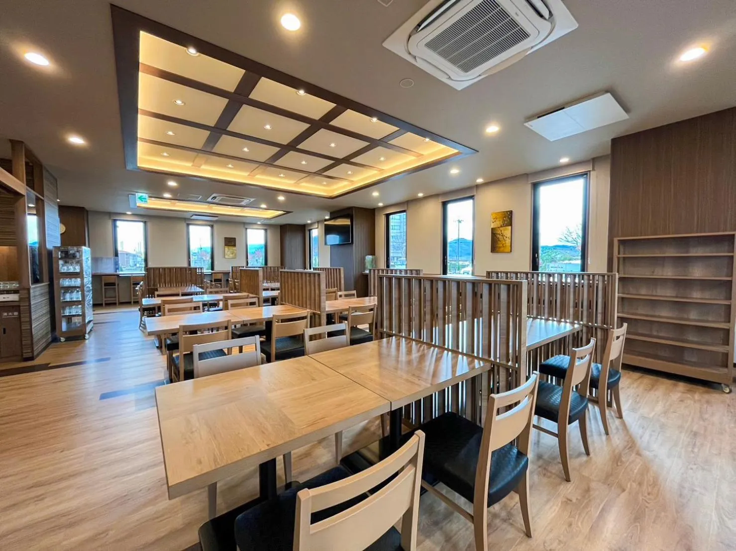 Restaurant/places to eat in Hotel Route Inn Kinokawa