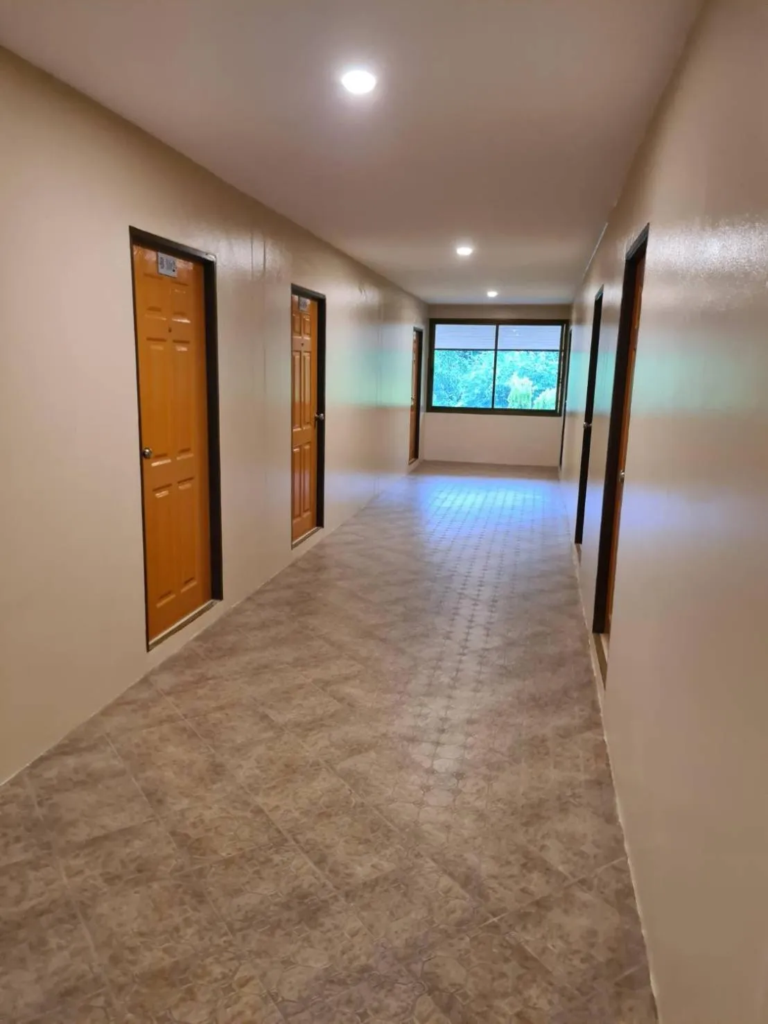 Property building in Du-sila Hotel kohchang