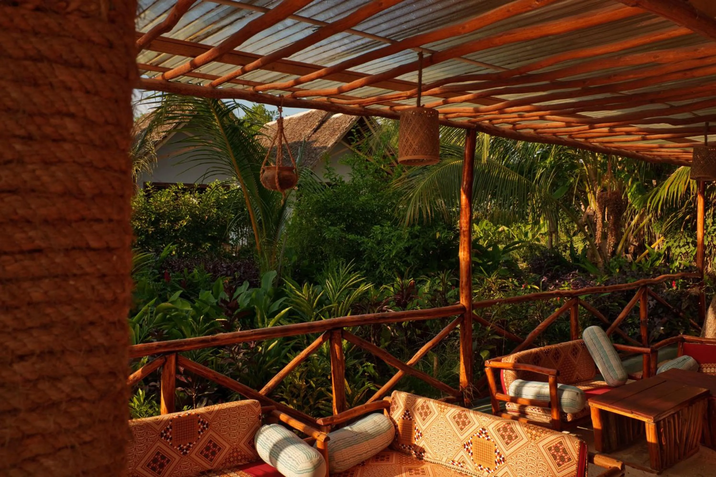 Restaurant/places to eat in Kidoti Bay