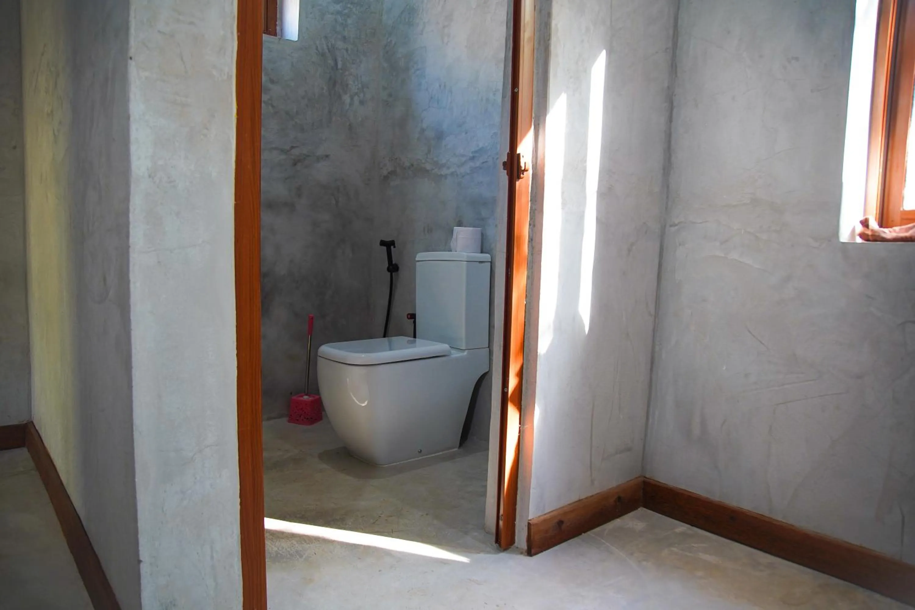 Single Room with Bathroom in Kidoti Bay