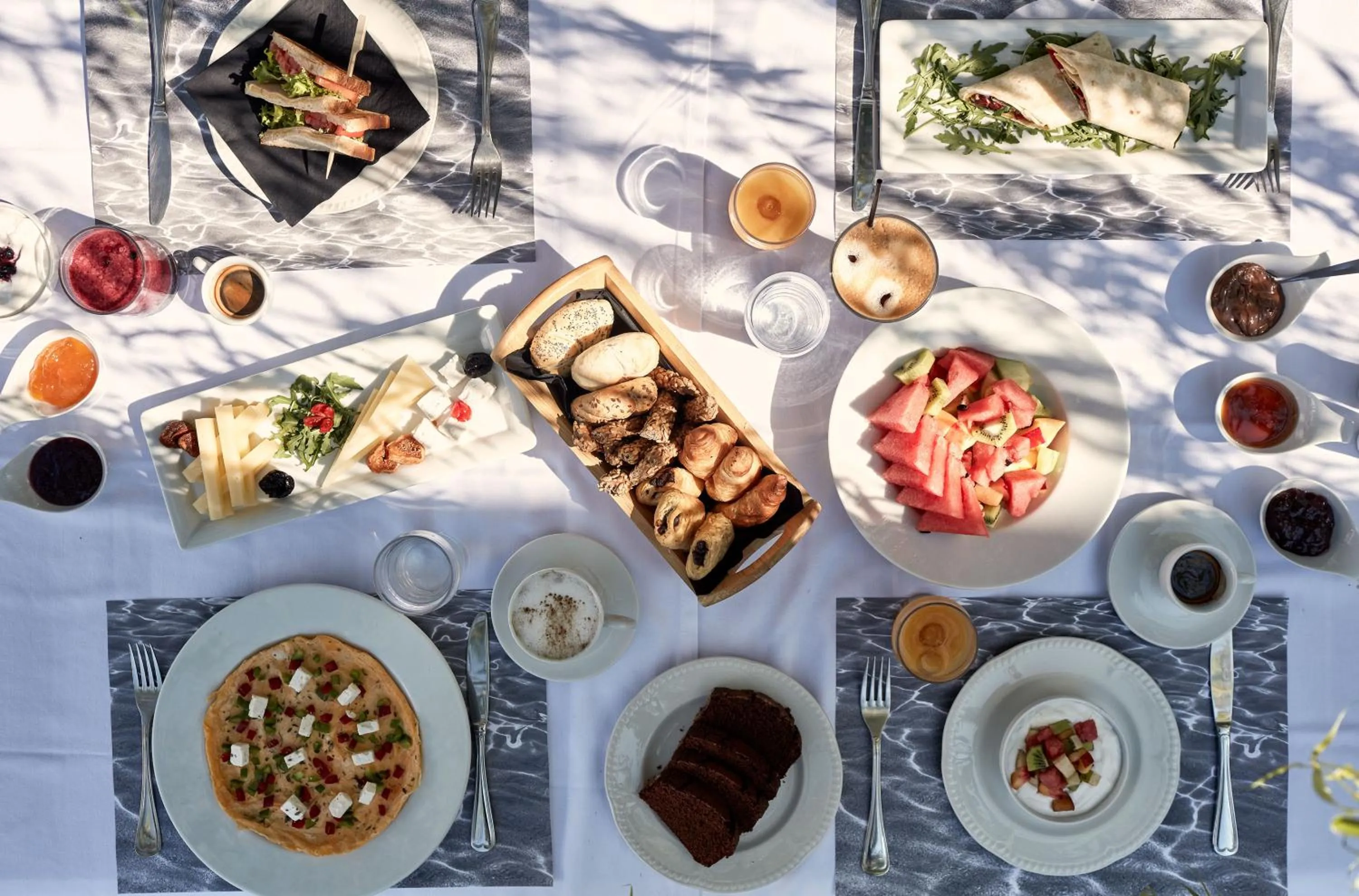 Food and drinks in Lagos Mare Hotel