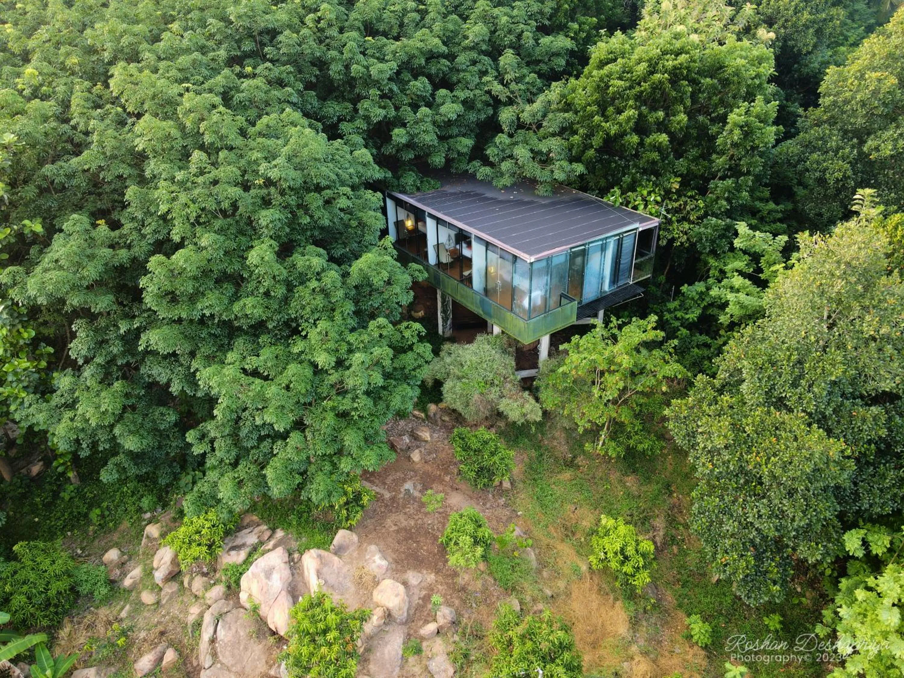 Property building in Kakulanda Resort