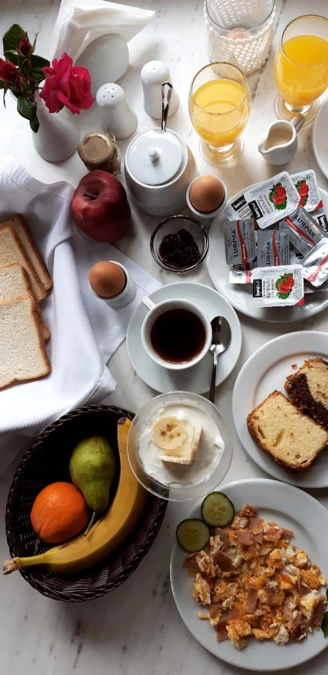 Food and drinks in Stavros Villas