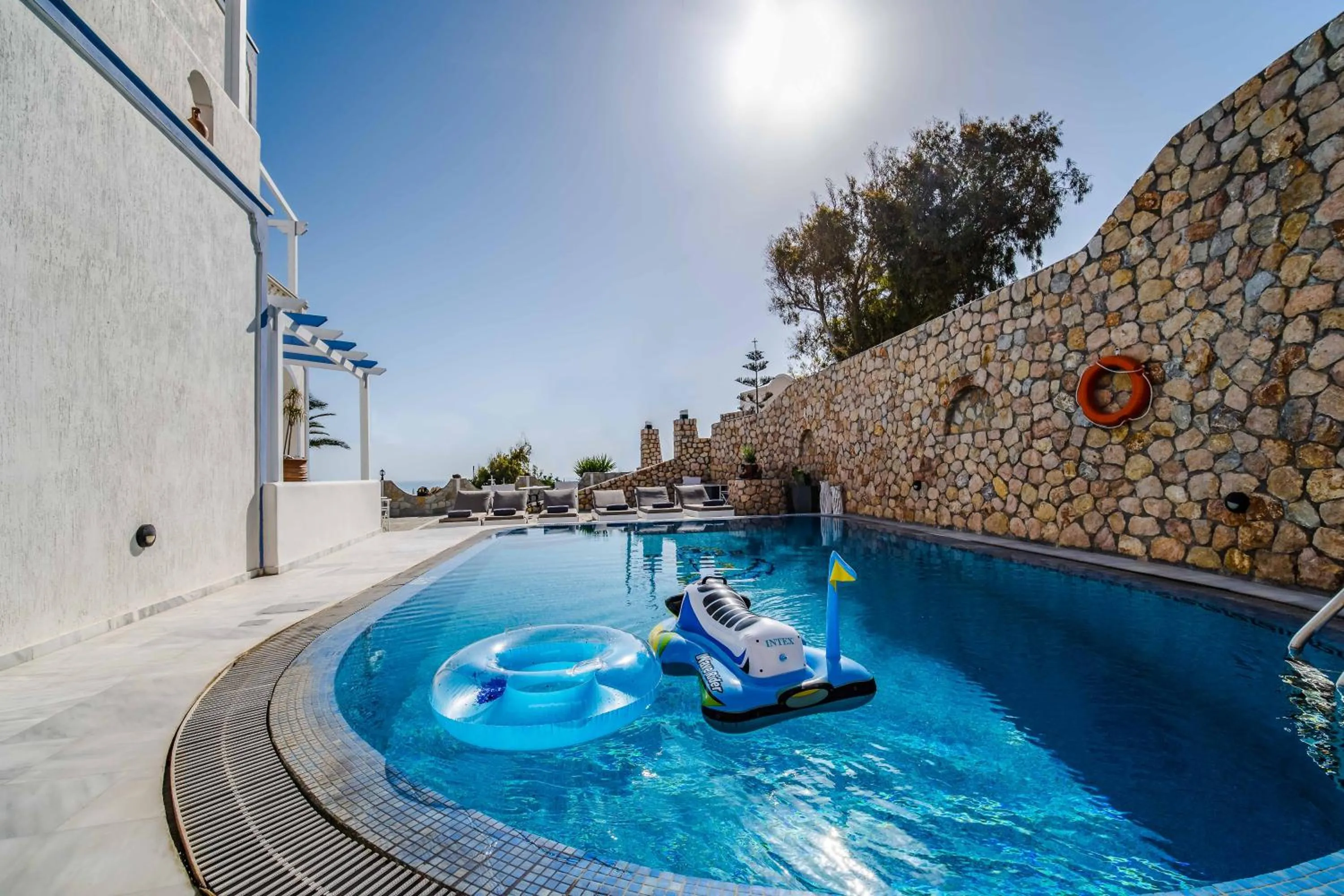 Day in Stavros Villas