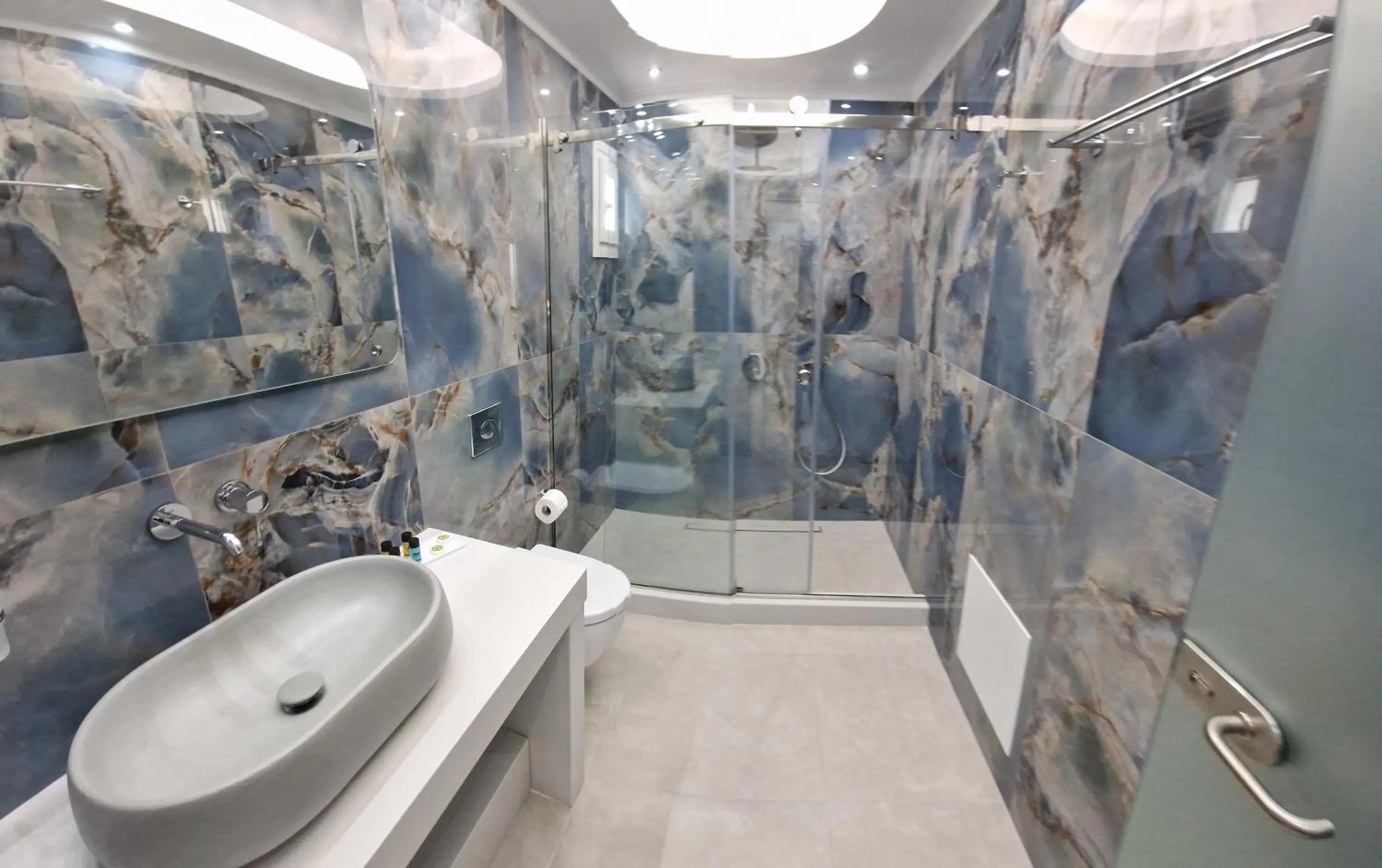 Bathroom in Stavros Villas