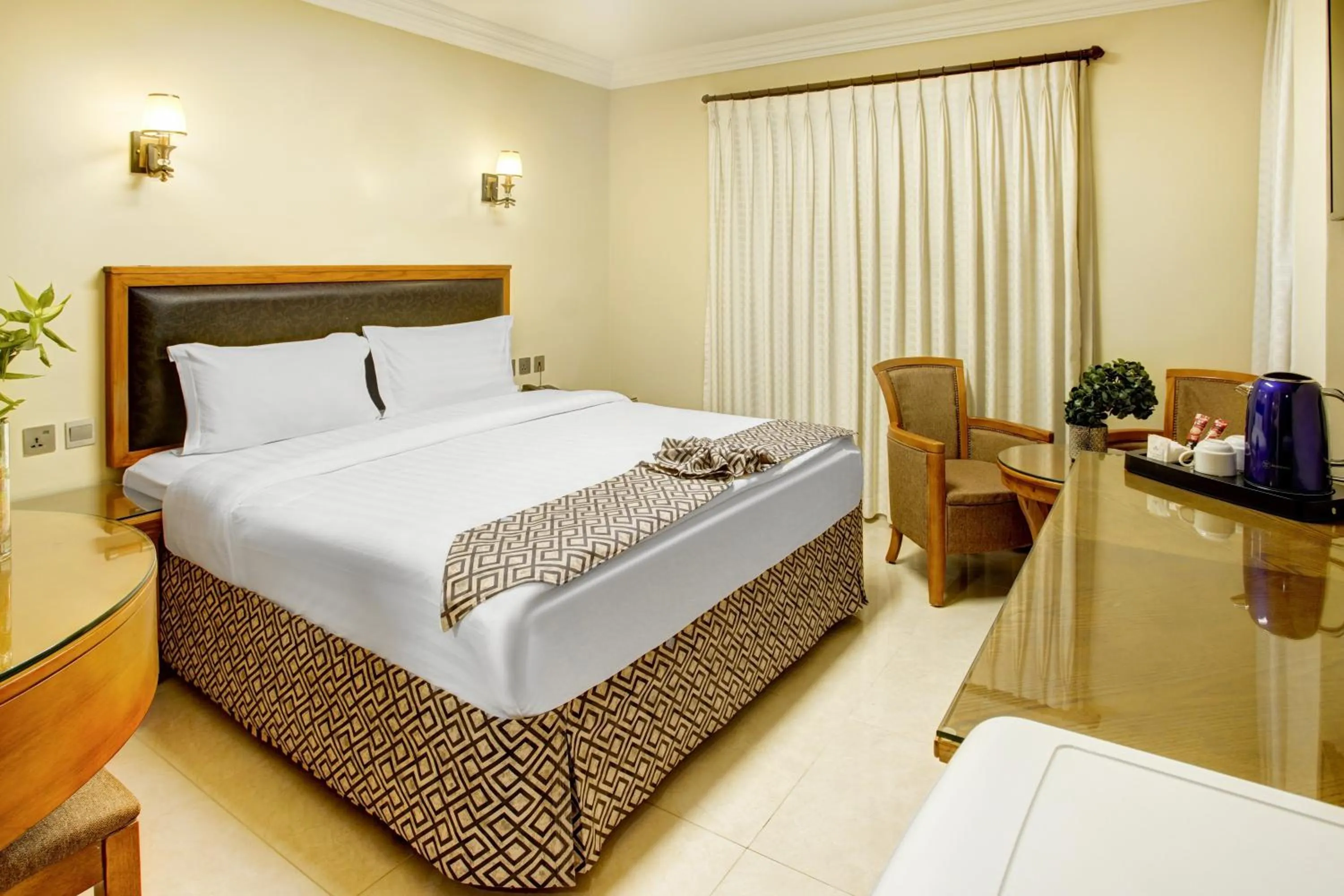 Bed in Dweik Hotel LUXURY 3