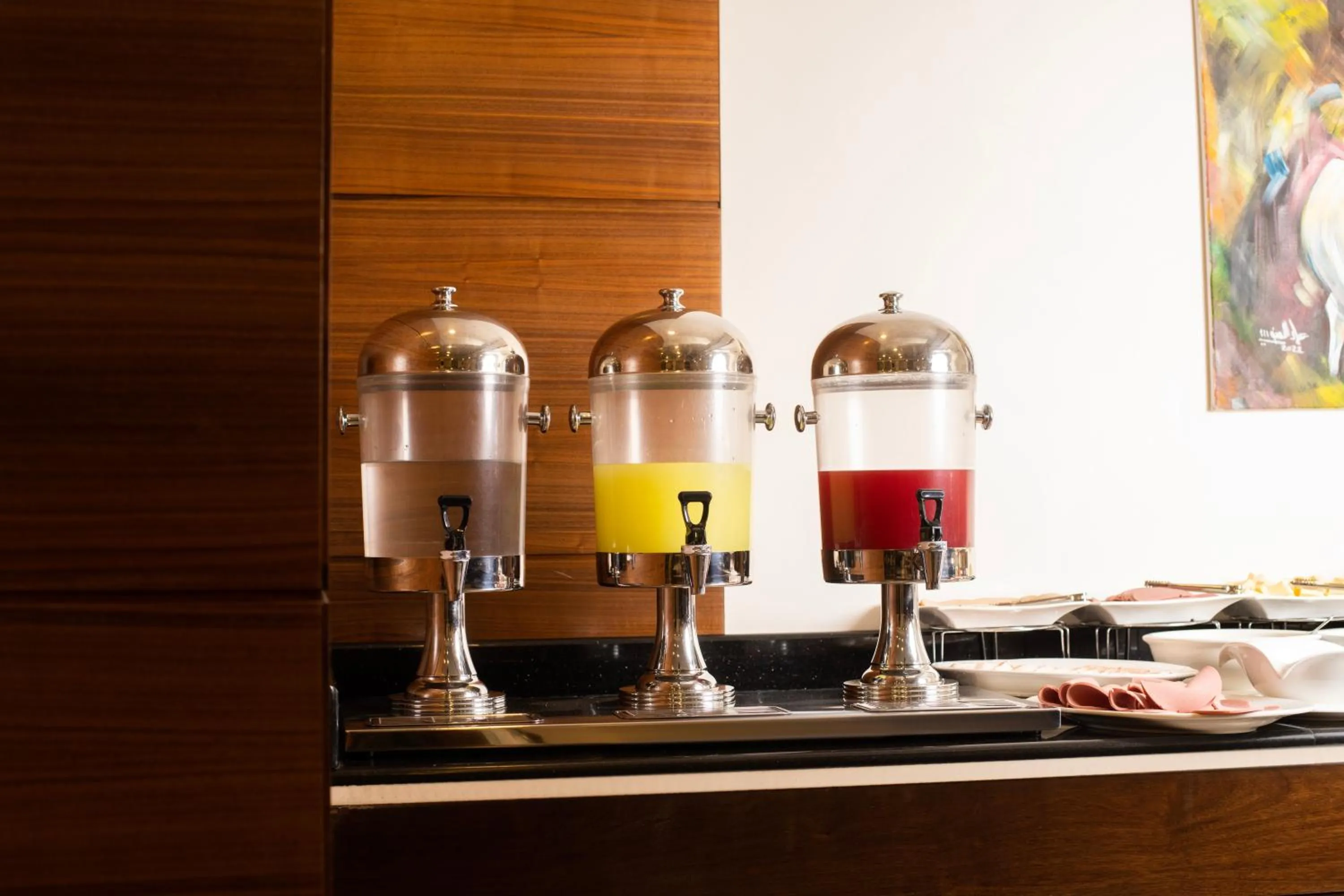 Food and drinks in Dweik Hotel LUXURY 3