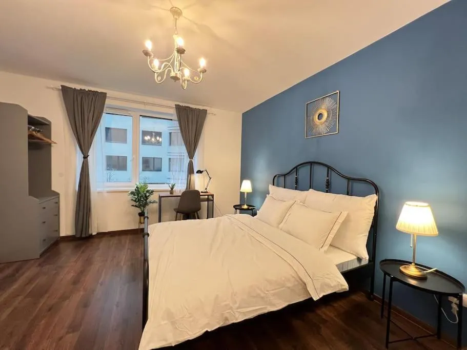 Erkel Luxury Home