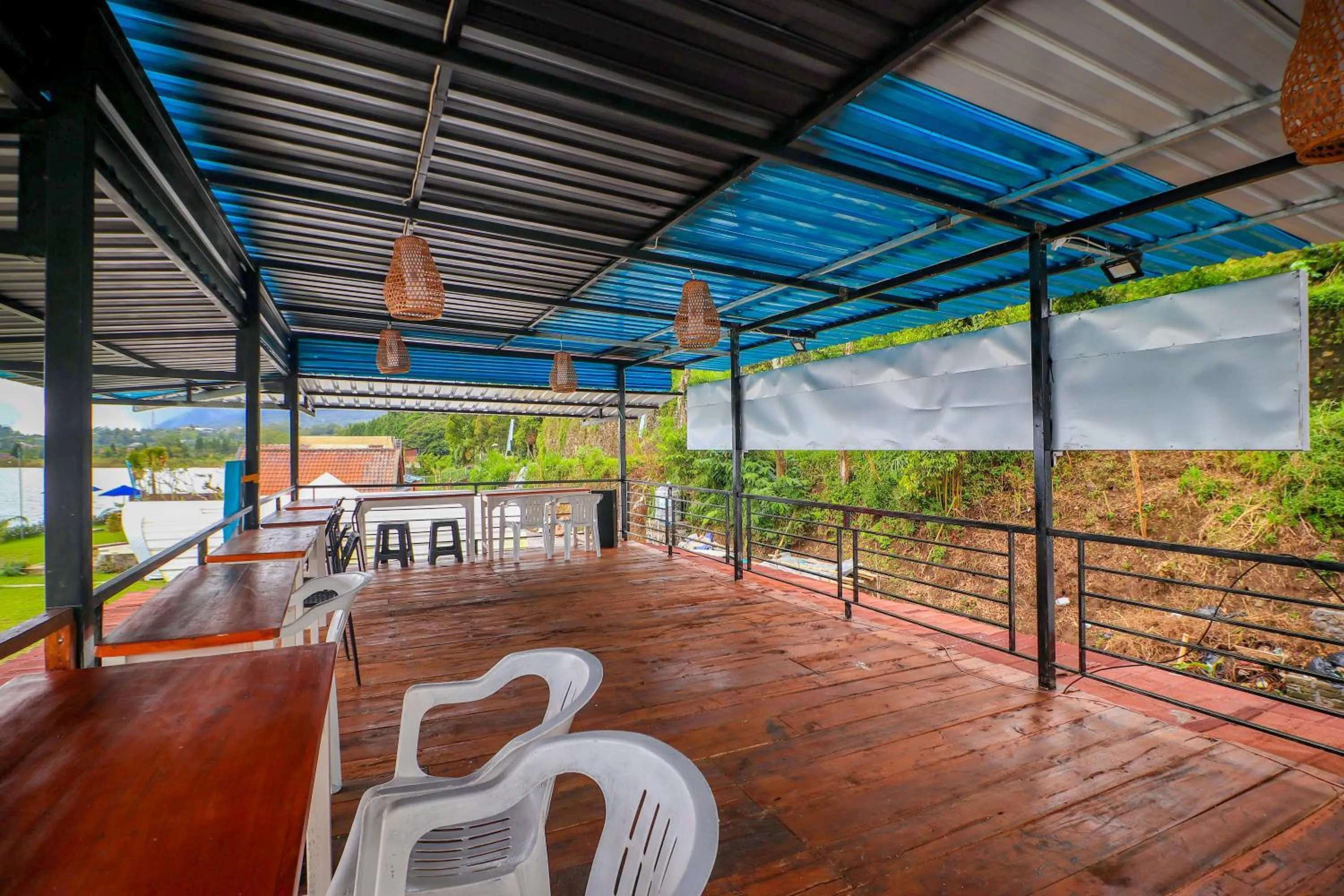 Restaurant/places to eat in Diamond Glamping by BIO Management