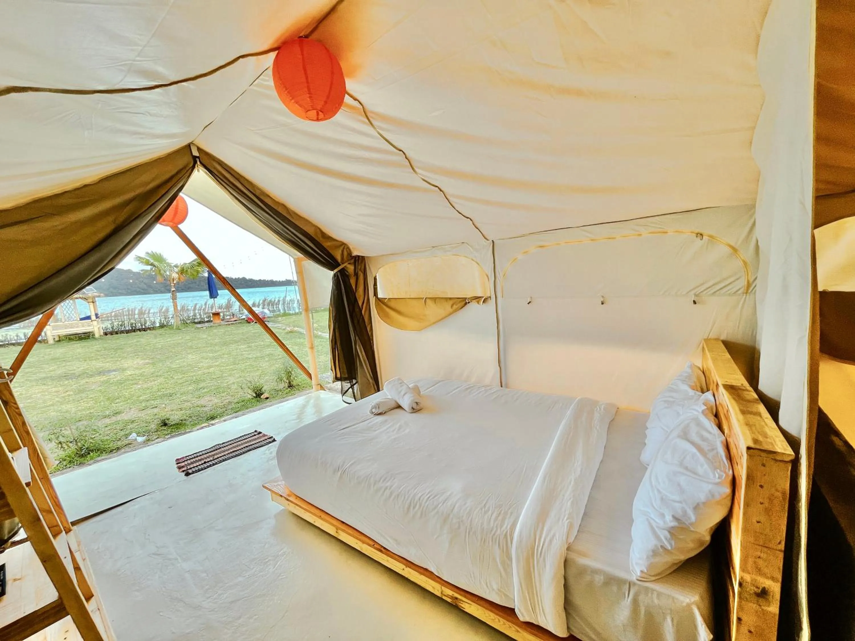 Bed in Diamond Glamping by BIO Management