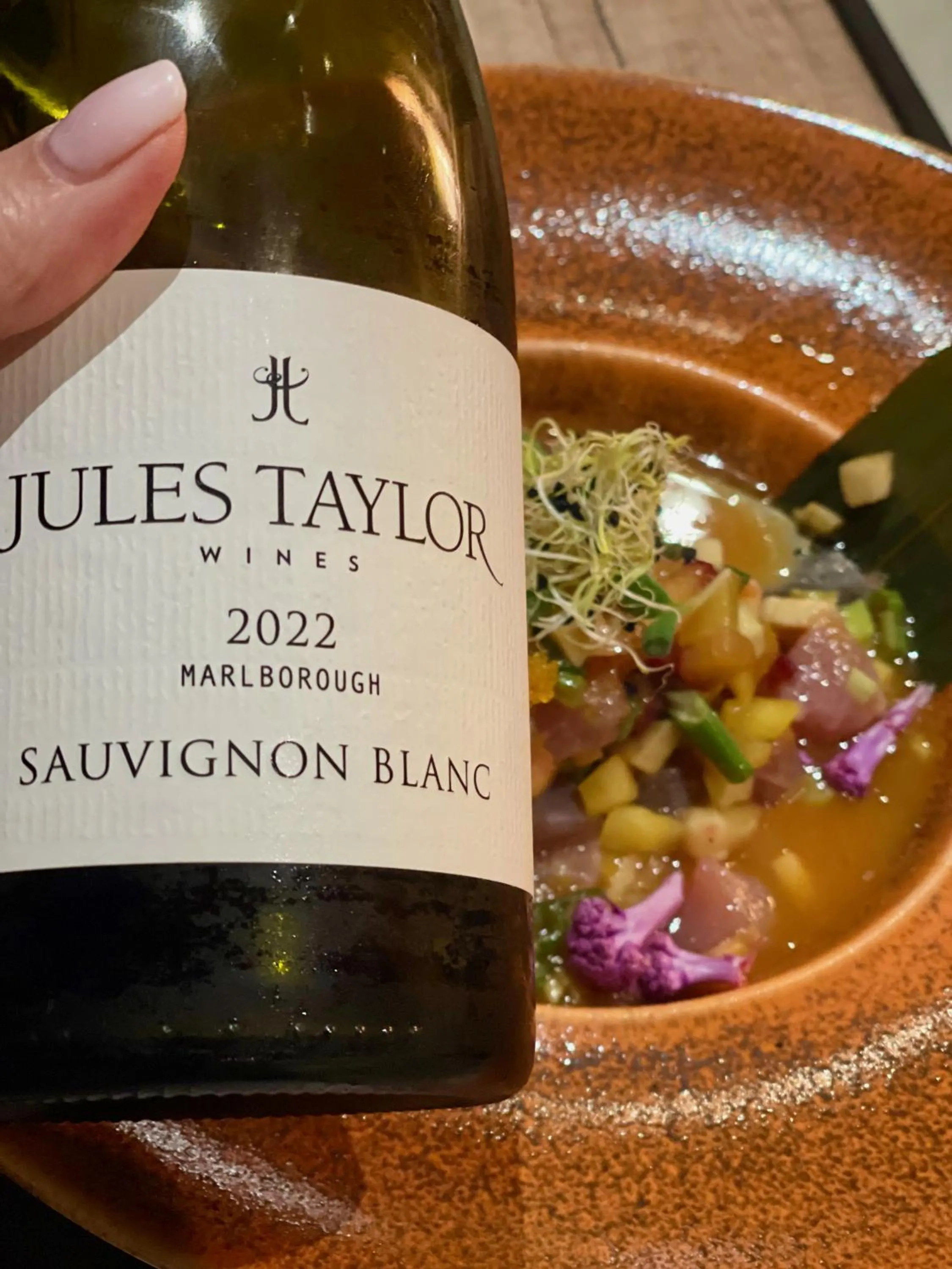 Food and drinks in Creta Blue Boutique Hotel