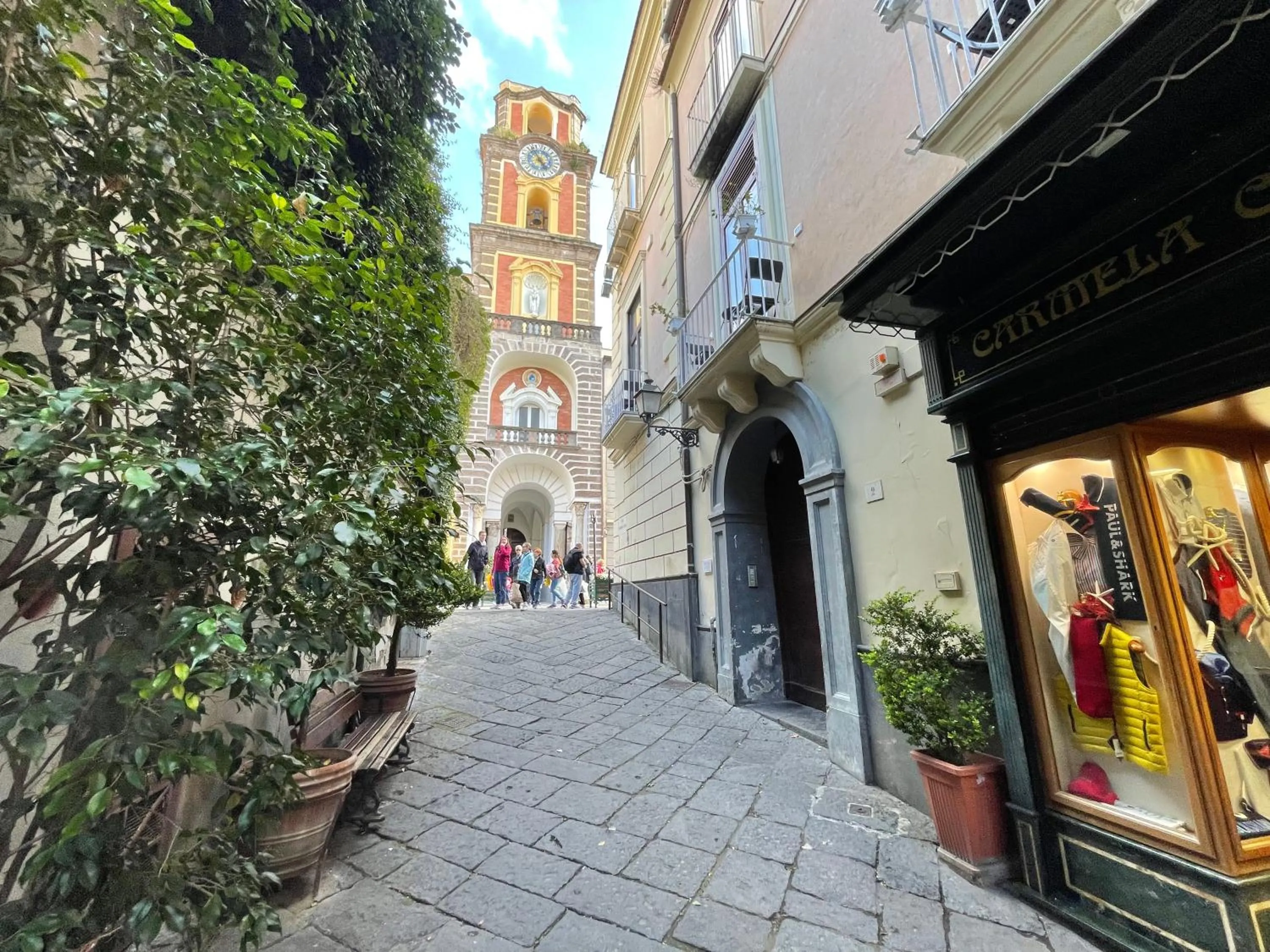 Property building in Sorrento My Way Art Suite