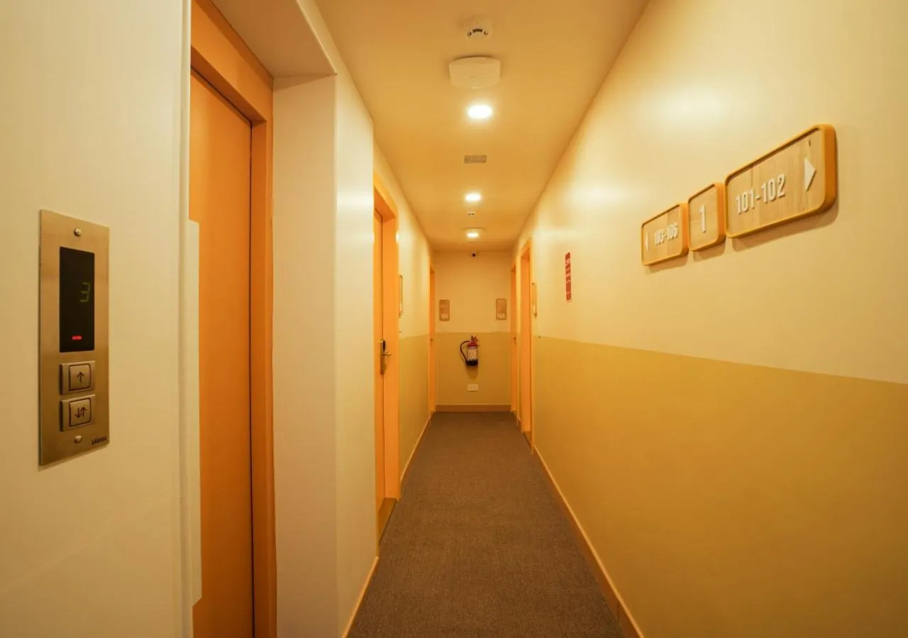 Lobby or reception in Bloom Hotel - Koramangala