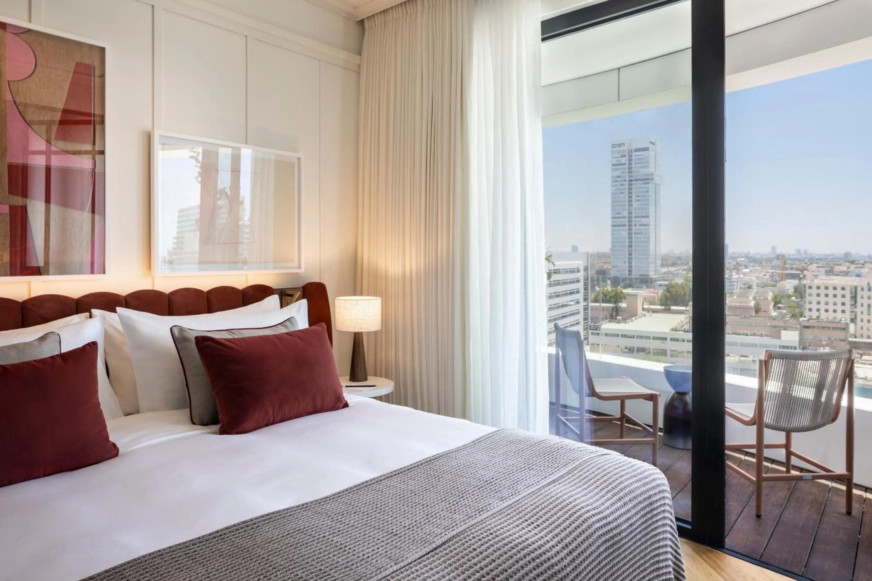 View (from property/room), Bed in The George Tel Aviv