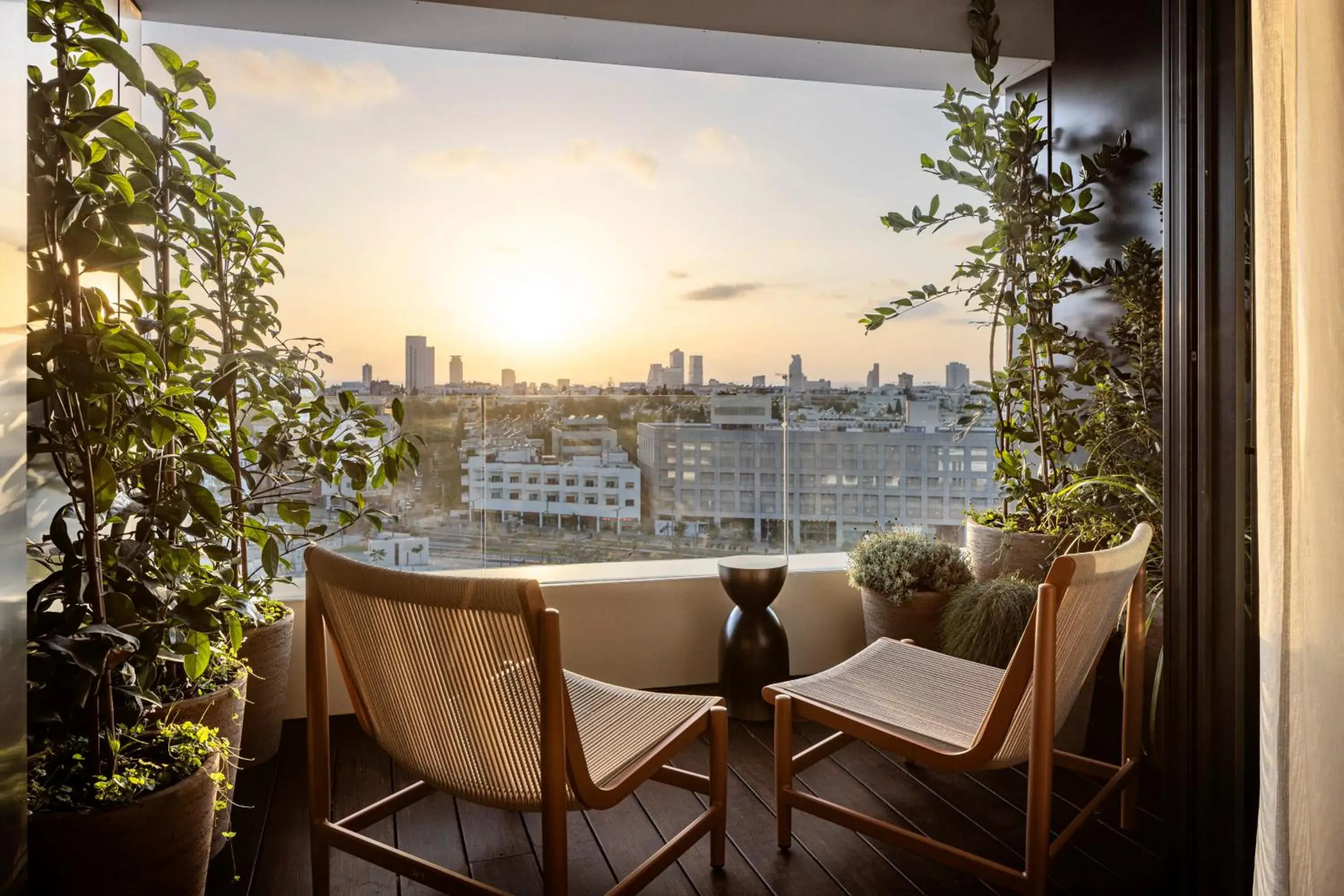 Queen Room with Balcony in The George Tel Aviv Queen Room with Balcony in The George Tel Aviv