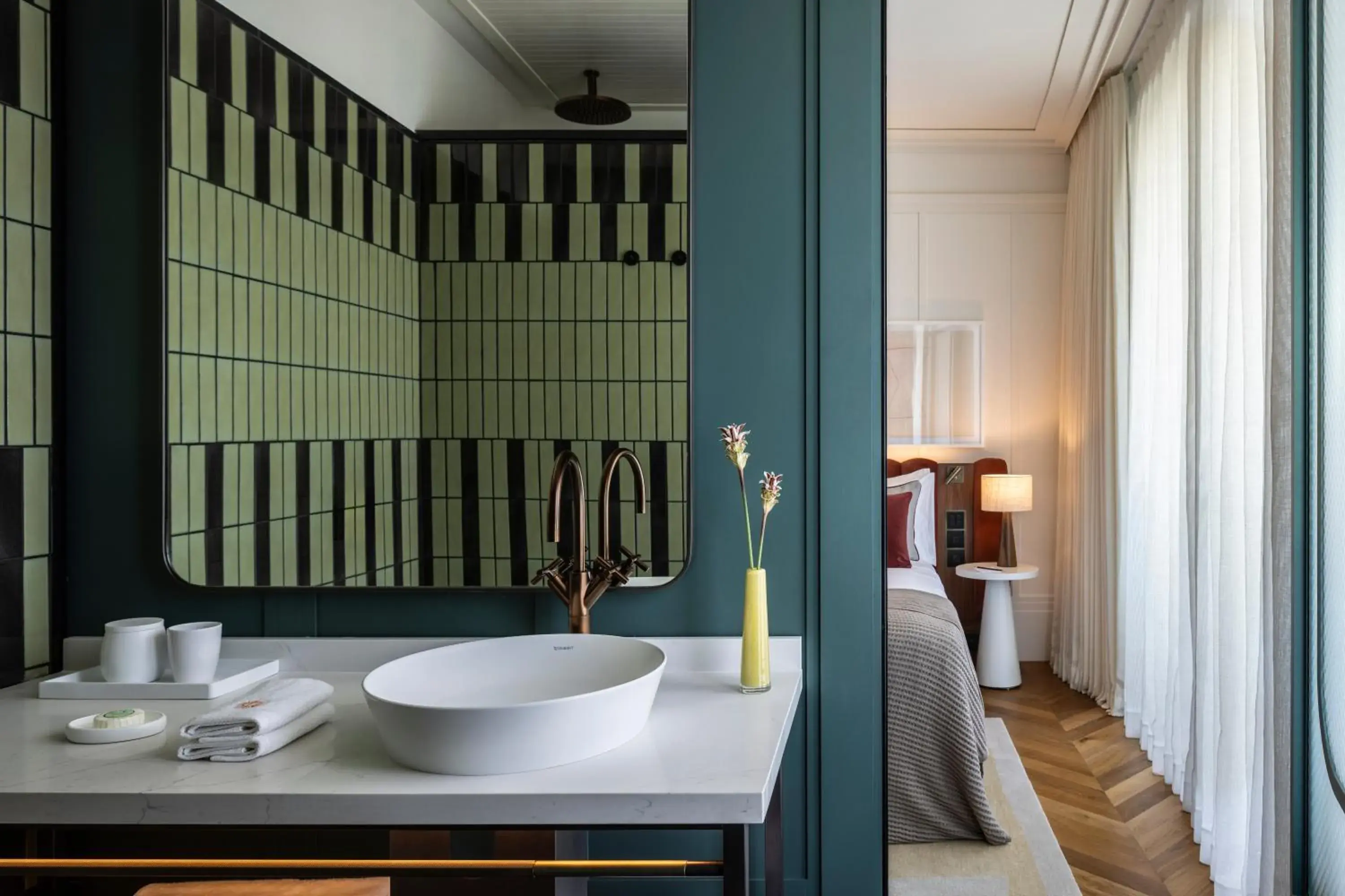 Classic Room in The George Tel Aviv Classic Room in The George Tel Aviv