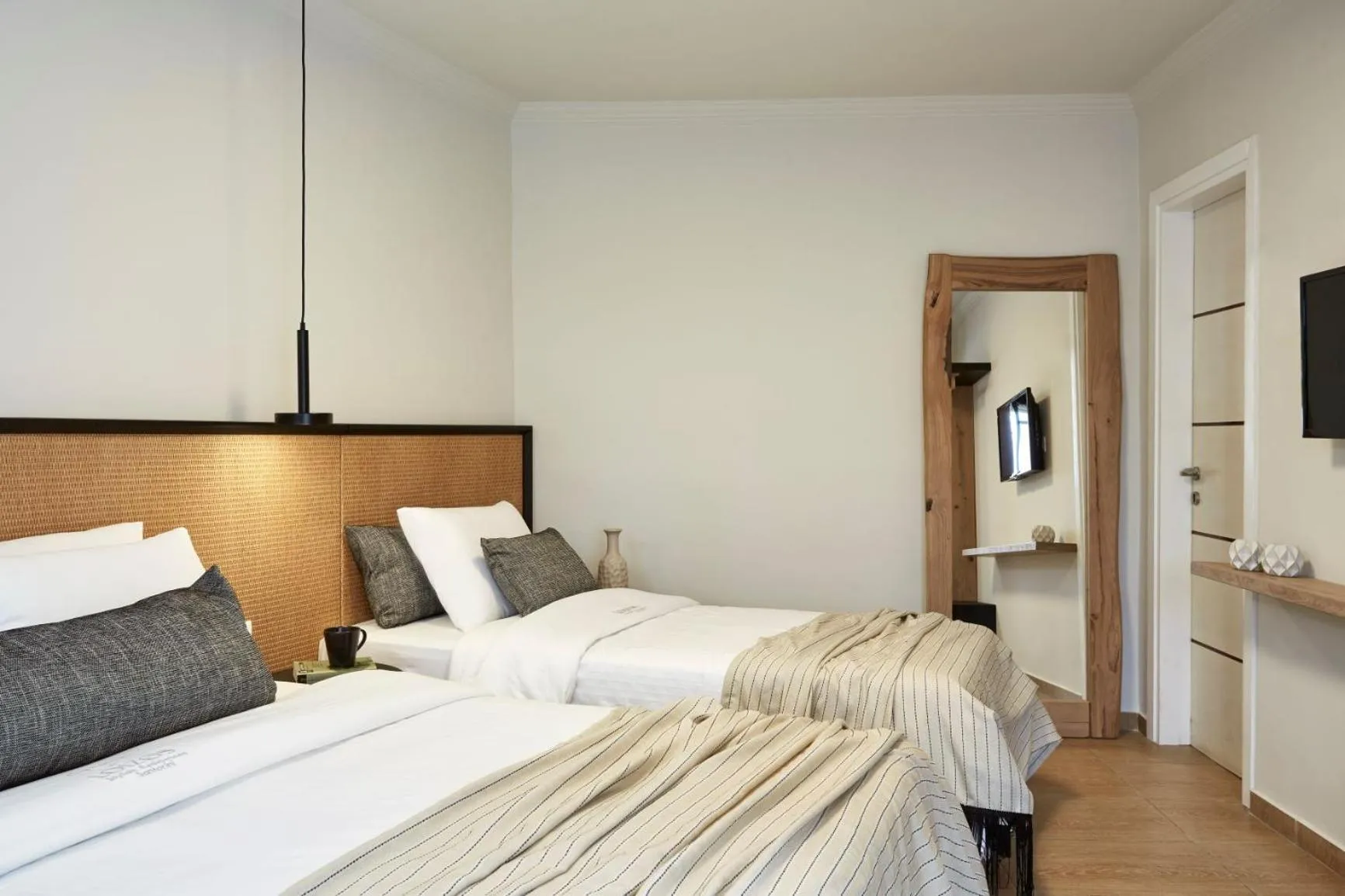 Photo of the whole room, Bed in Loizos Stylish Residences