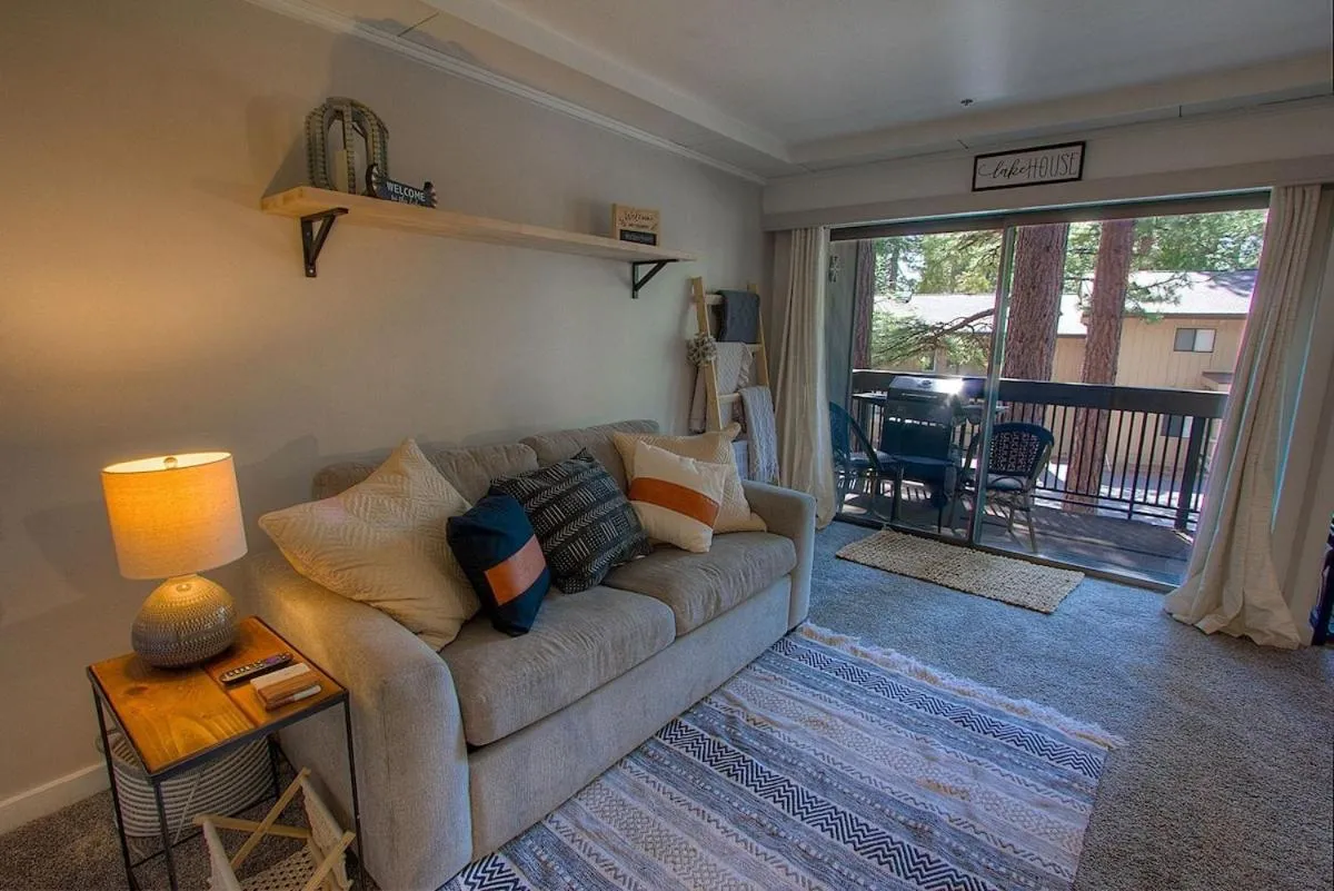 Taste of Burgundy condo