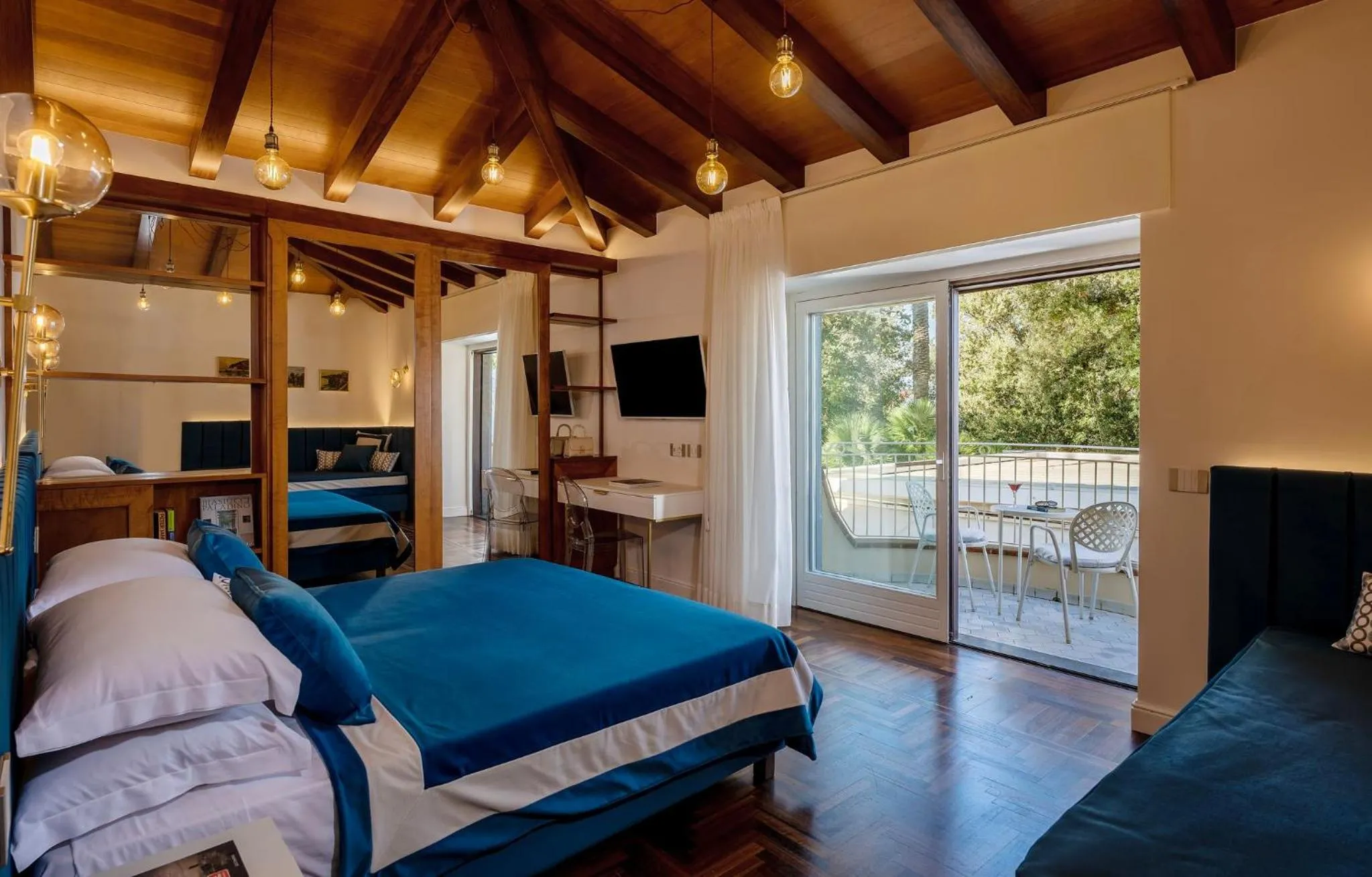 Photo of the whole room, Bed in Villa Antiche Mura Relais
