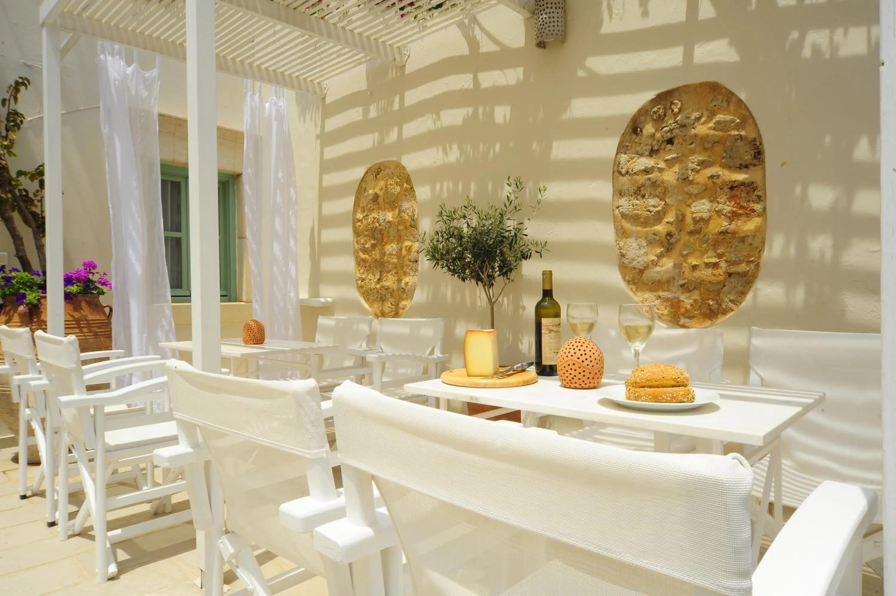 Balcony/Terrace in Mythos Suites Boutique Hotel