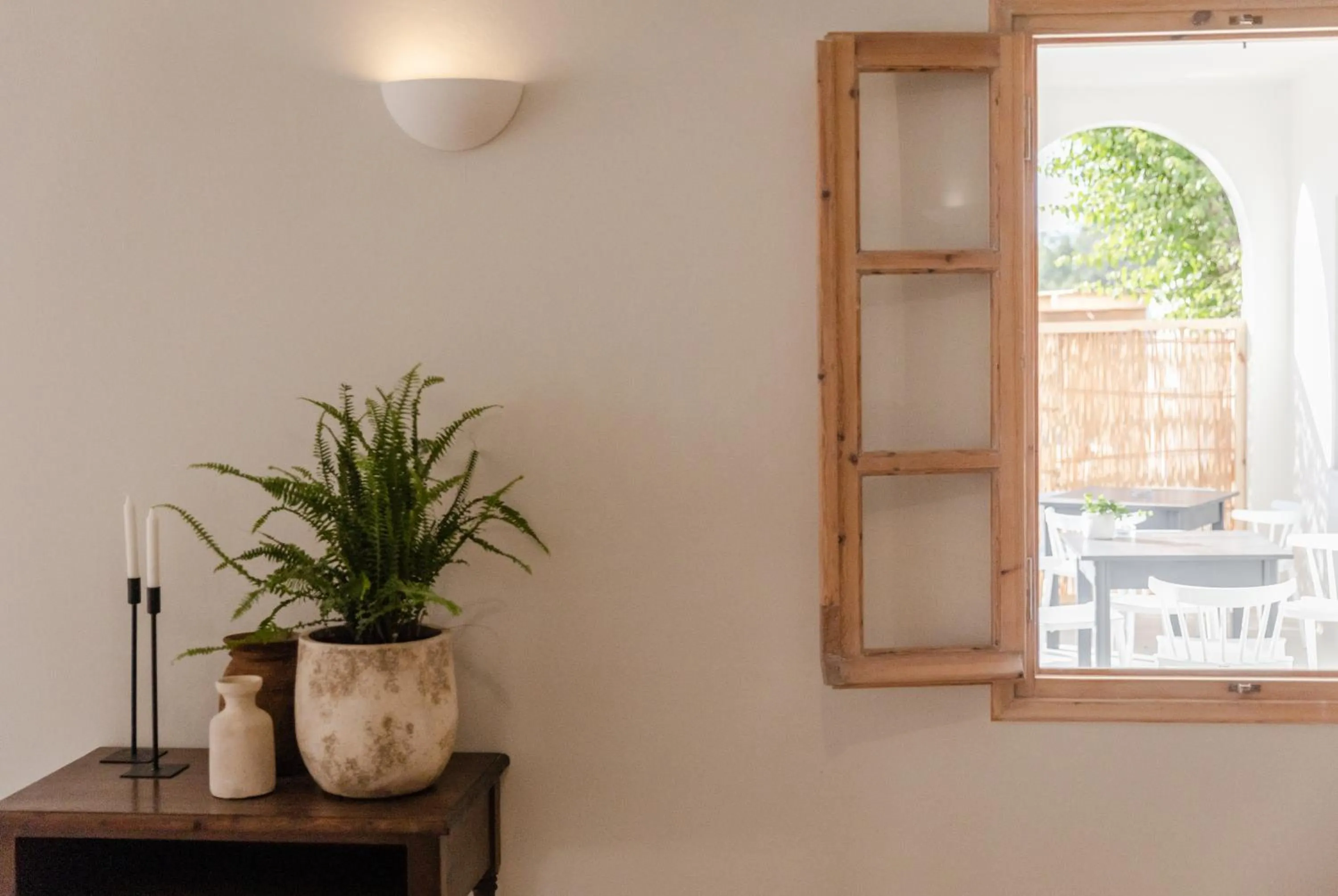 Decorative detail in Scorpios Beach Santorini