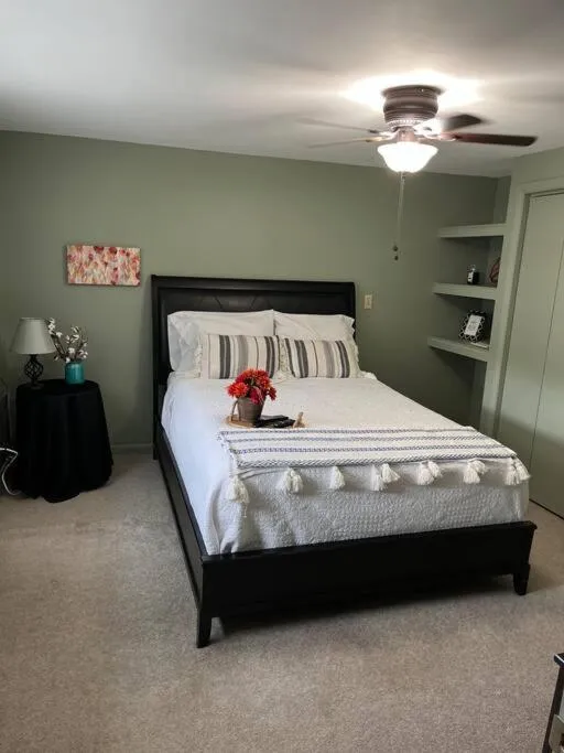Bedroom, Bed in Hilltop Hideaway - 3BDR in Downtown London, KY