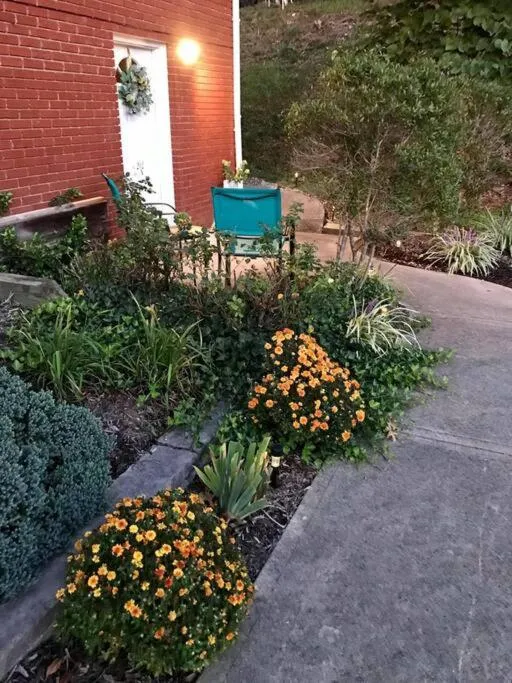 Facade/entrance in Hilltop Hideaway - 3BDR in Downtown London, KY