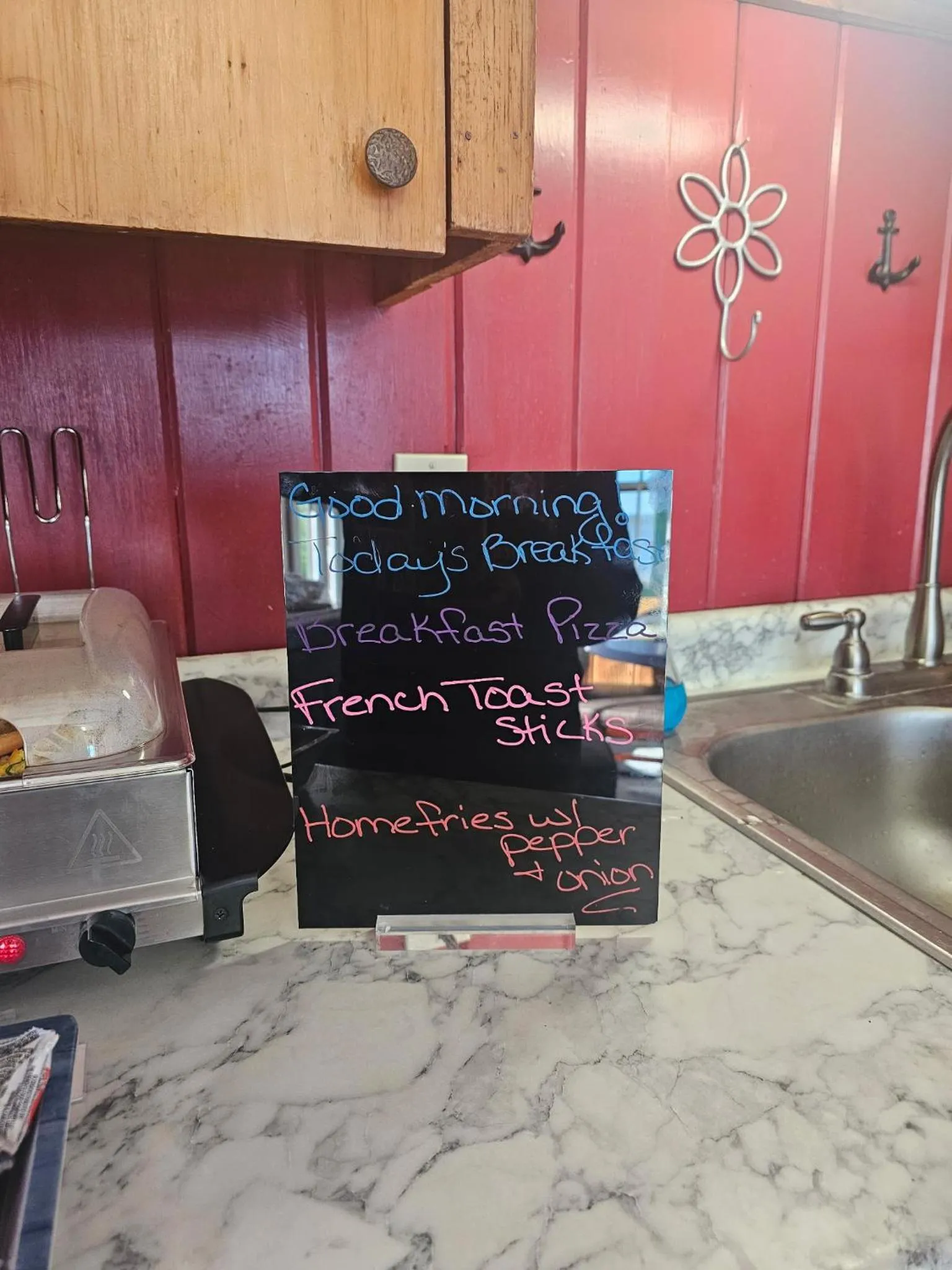 Buffet breakfast in Chateau Country Inn and Captain's Cottage