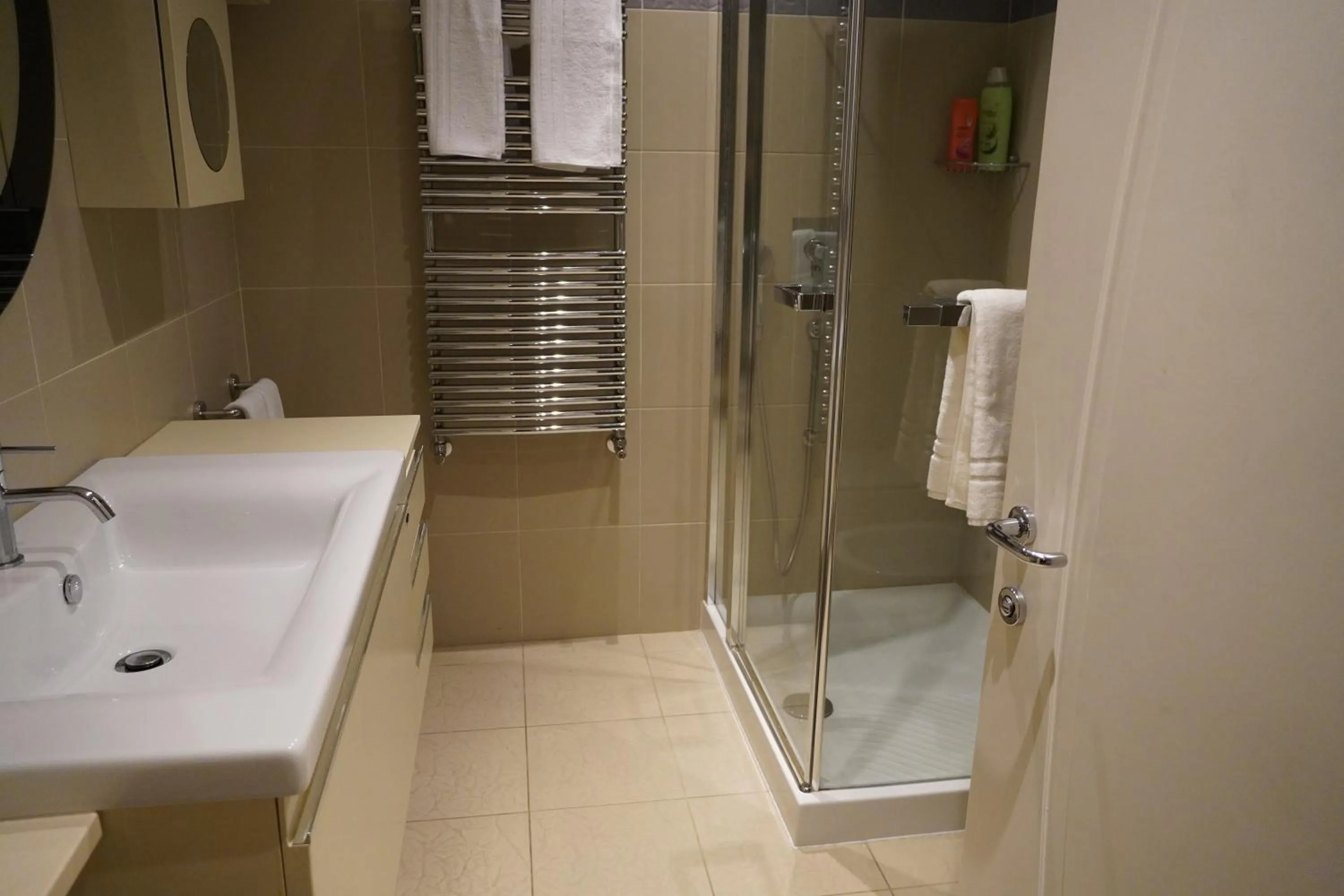 Shower in Residence Prestige