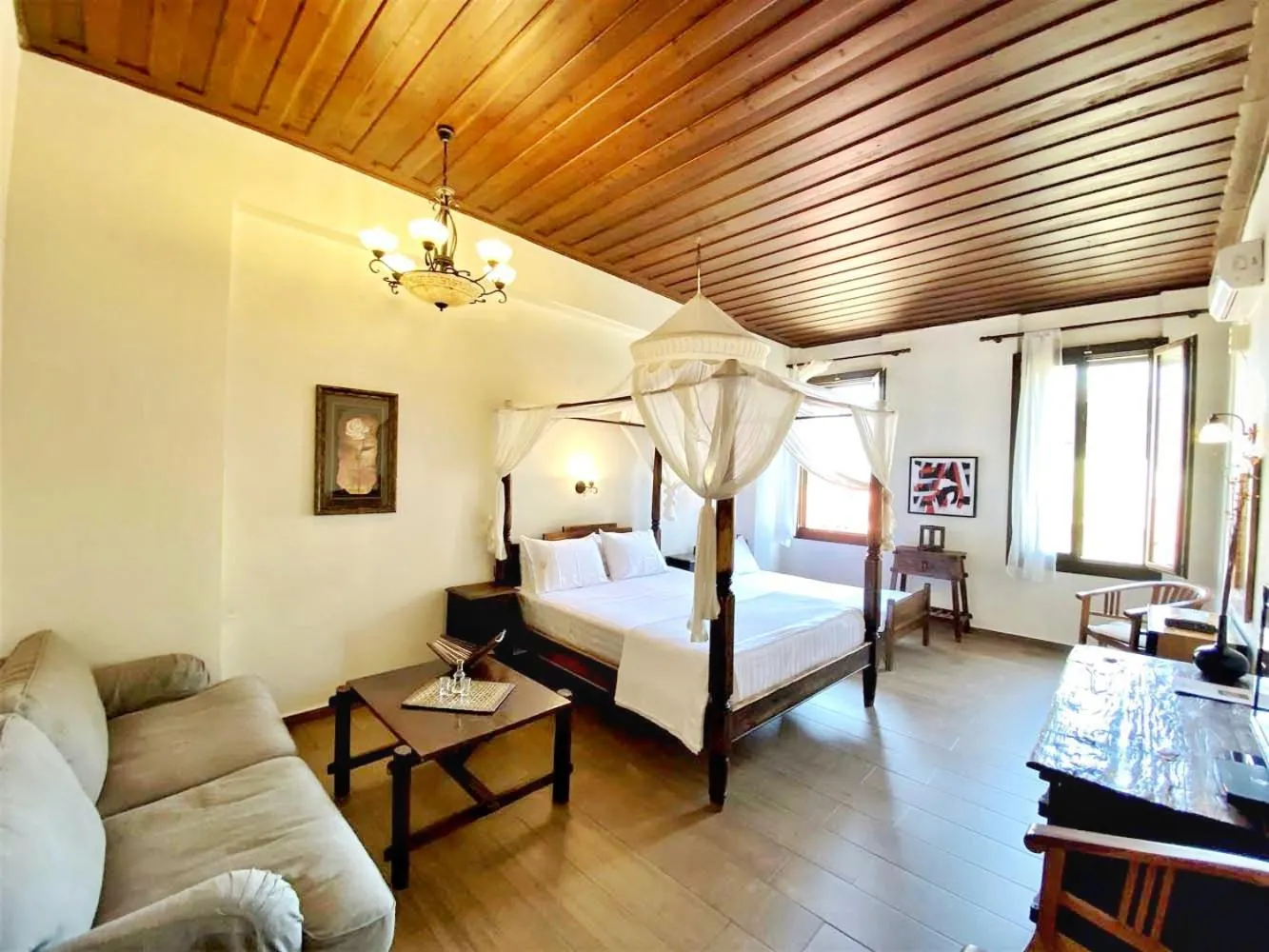 Photo of the whole room, Bed in Boutique Hotel Del Doge