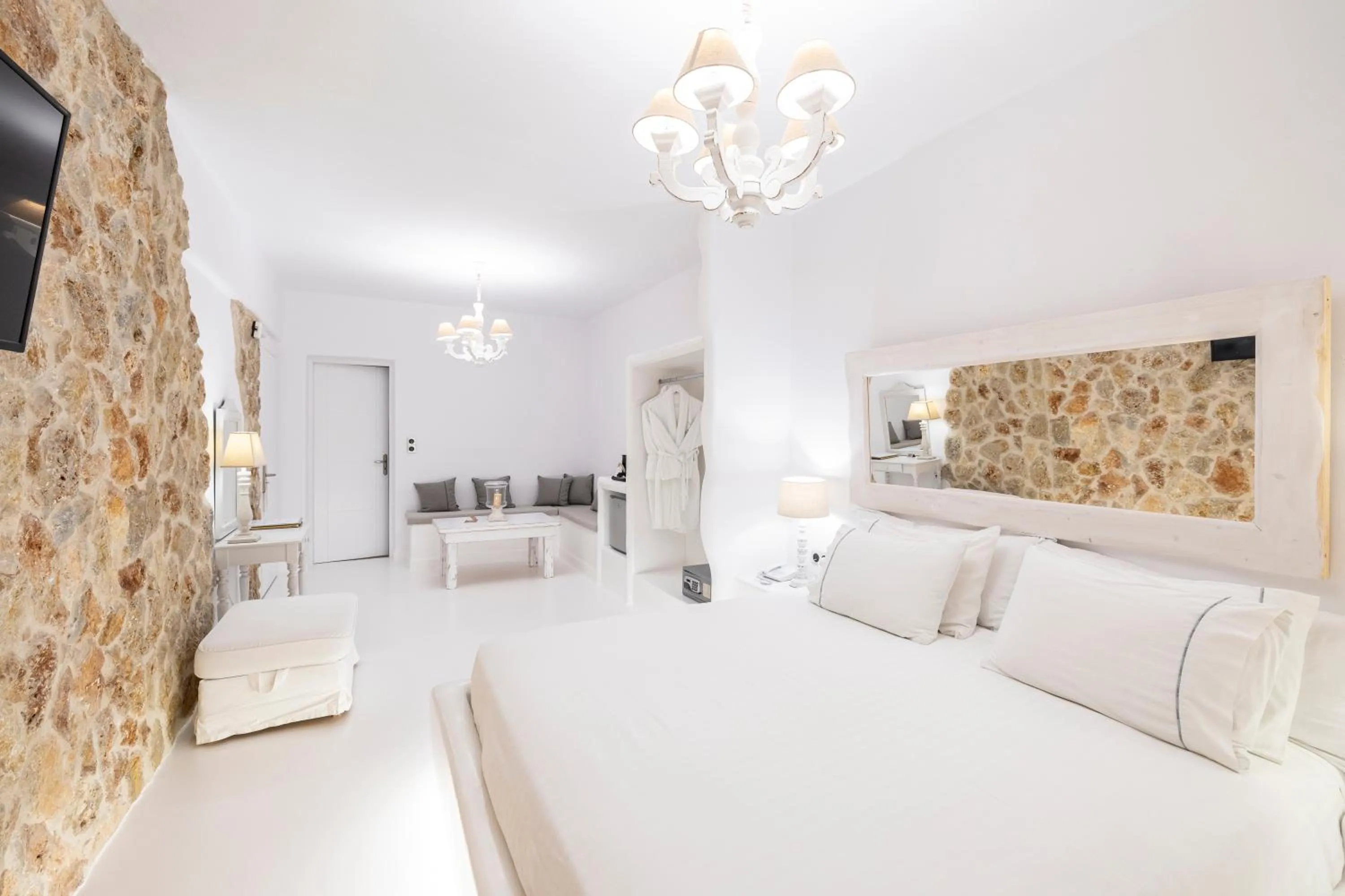 Bedroom, Bed in Paros Palace - Adults Only