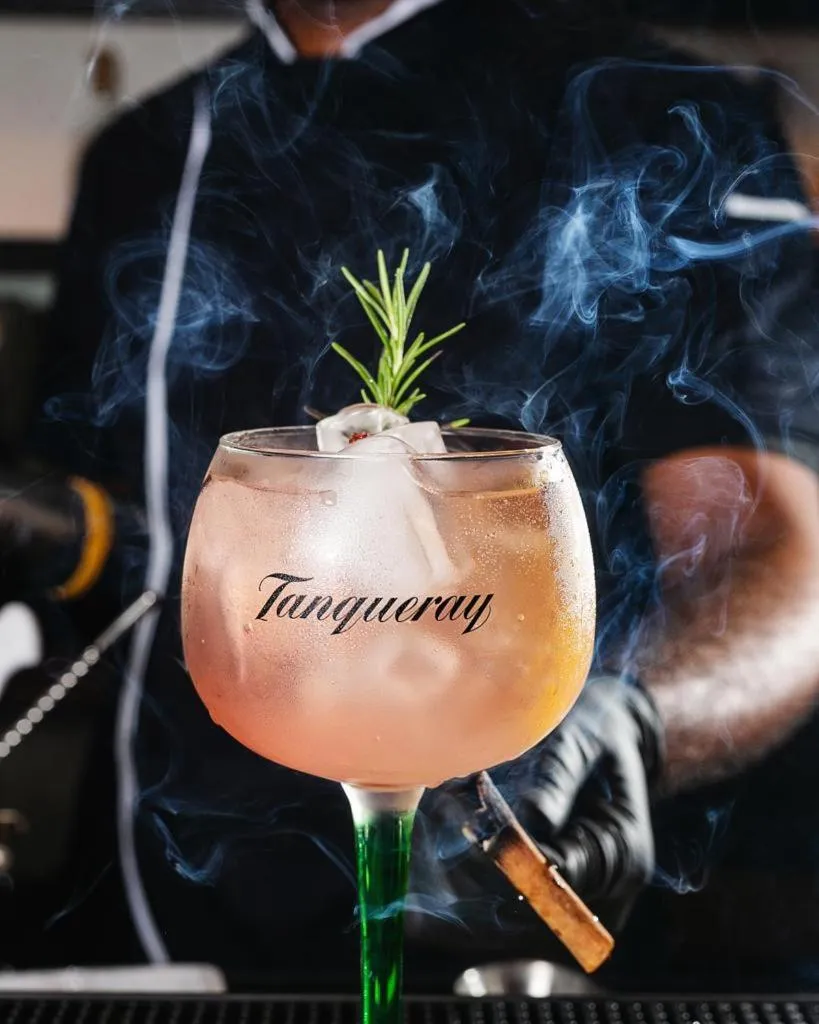 Restaurant/places to eat in Hotel Villa Salvador