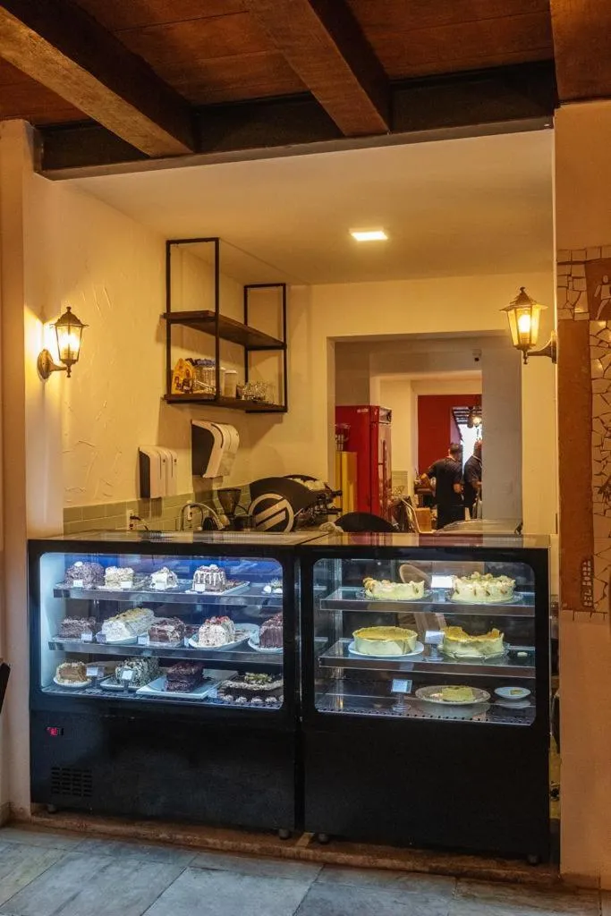 Restaurant/places to eat in Hotel Villa Salvador