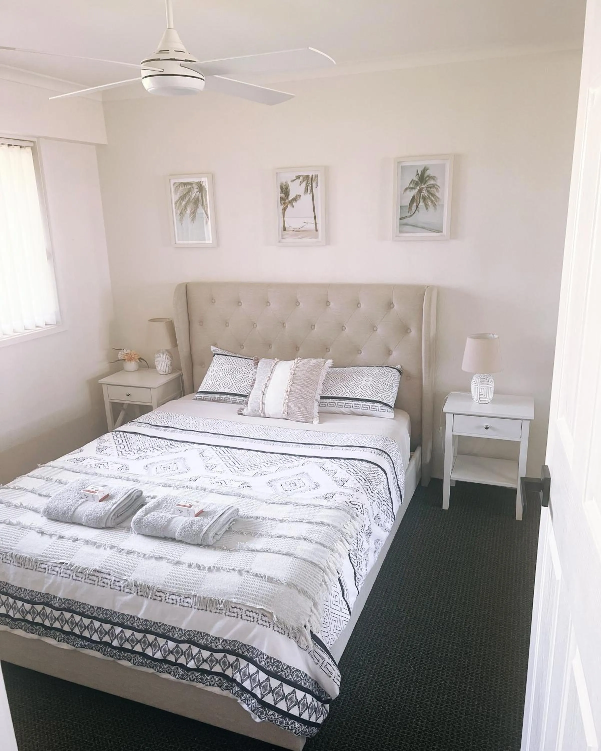Bed in Nautilus Hamptons Style Luxury Beach Apartment Merimbula