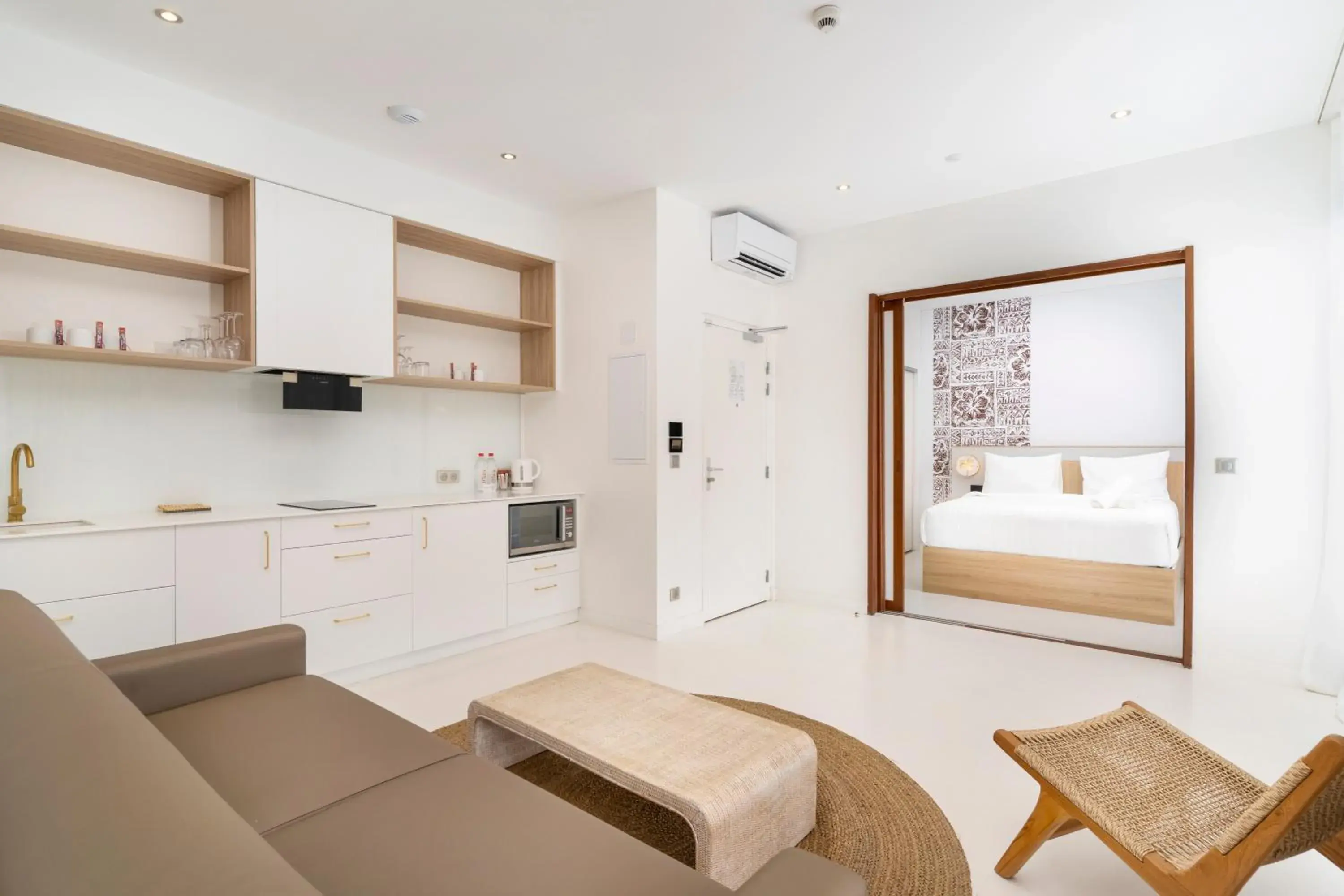 Family Suite with Balcony in Cook's Bay Hotel & Suites Family Suite with Balcony in Cook's Bay Hotel & Suites