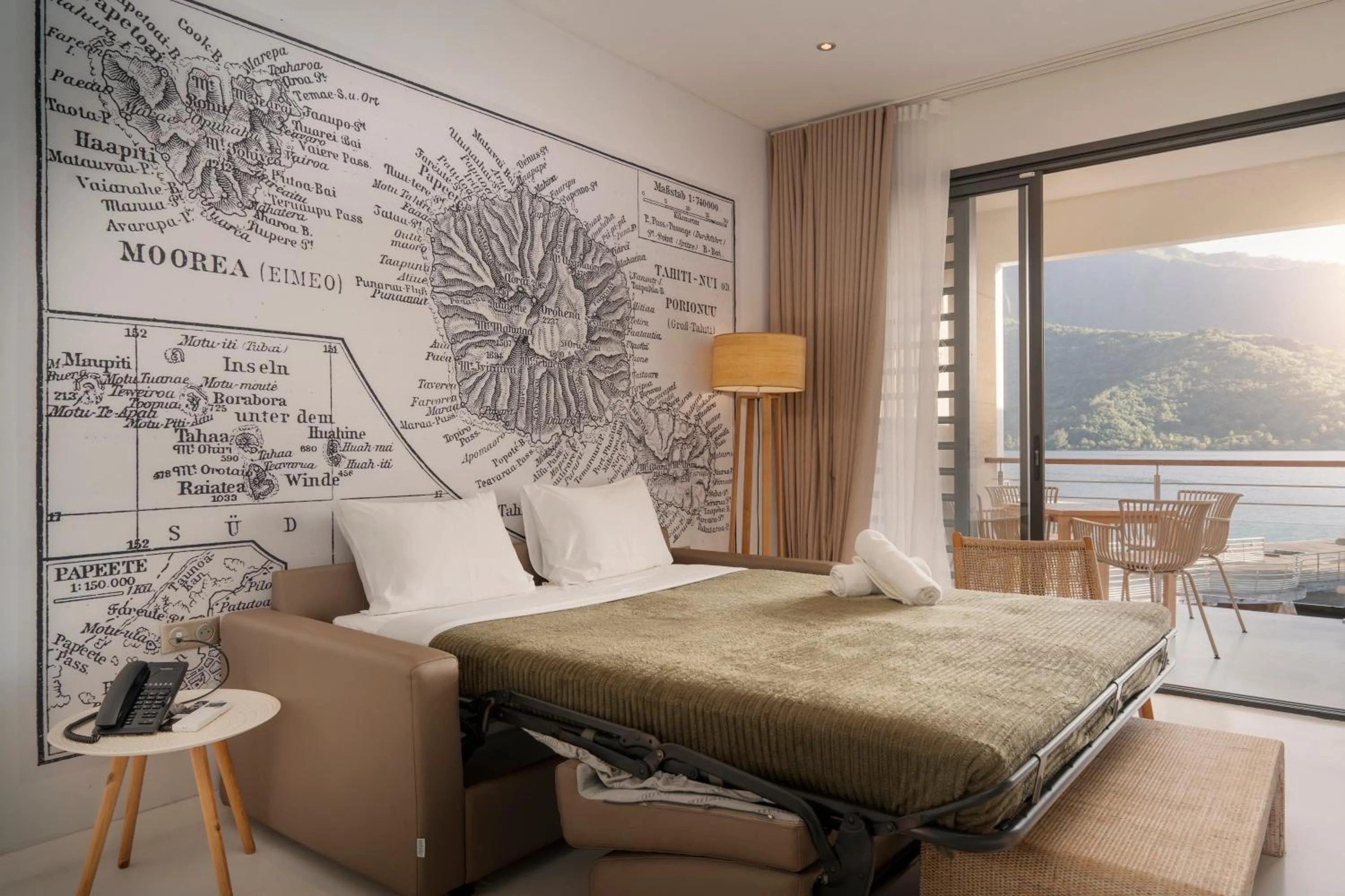 Living room in Cook's Bay Hotel & Suites