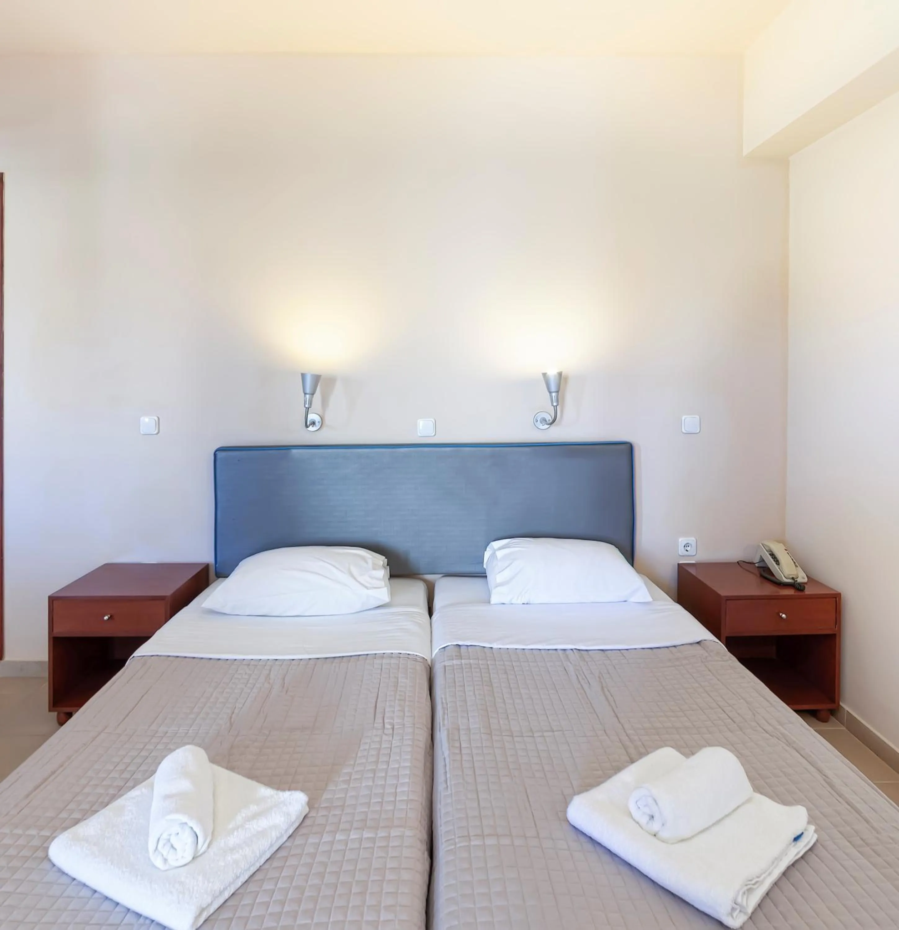 Bed in Olympic Suites